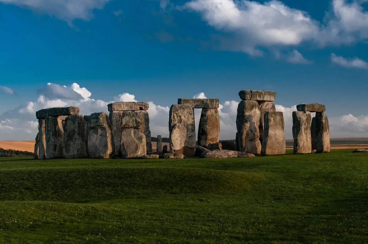 18 Ancient Structures That Perfectly Align With the Stars