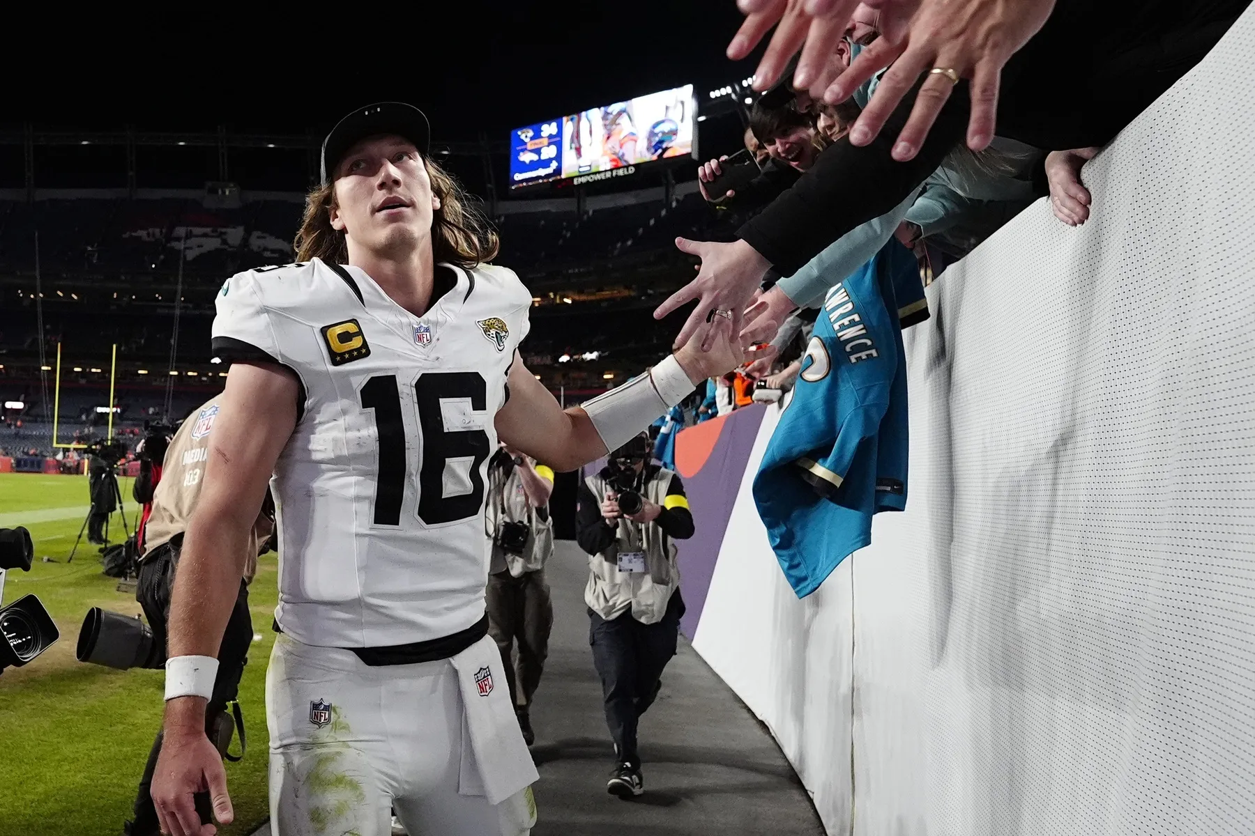 Trevor Lawrence’s Breakout Game Ends Broncos’ Streak and Lifts Jaguars