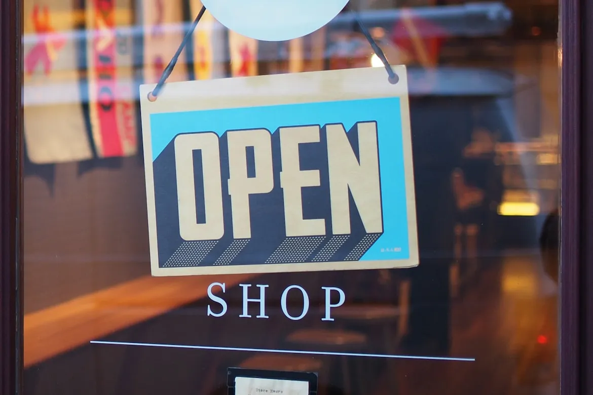 16 Things Every Store Owner Did in the 1960s That Rarely Happen Today