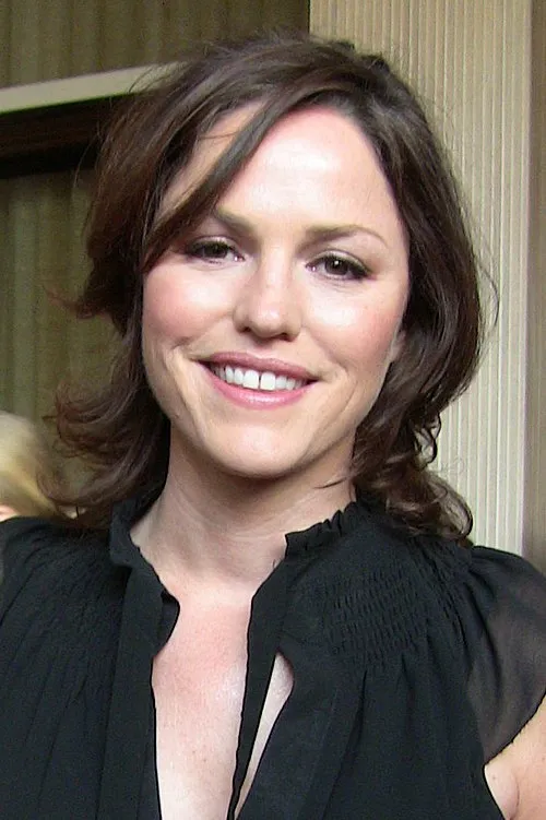 Kristin Dos Santos on Wikimedia Commons