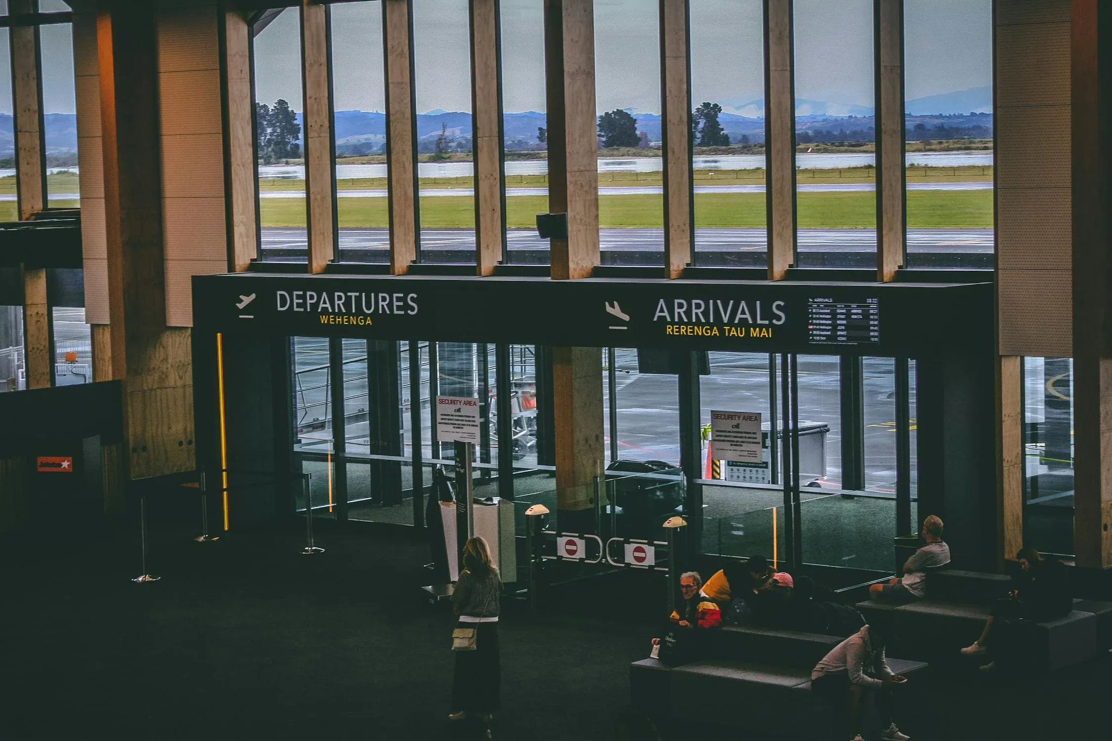 12 Airlines from the Past That No Longer Exist