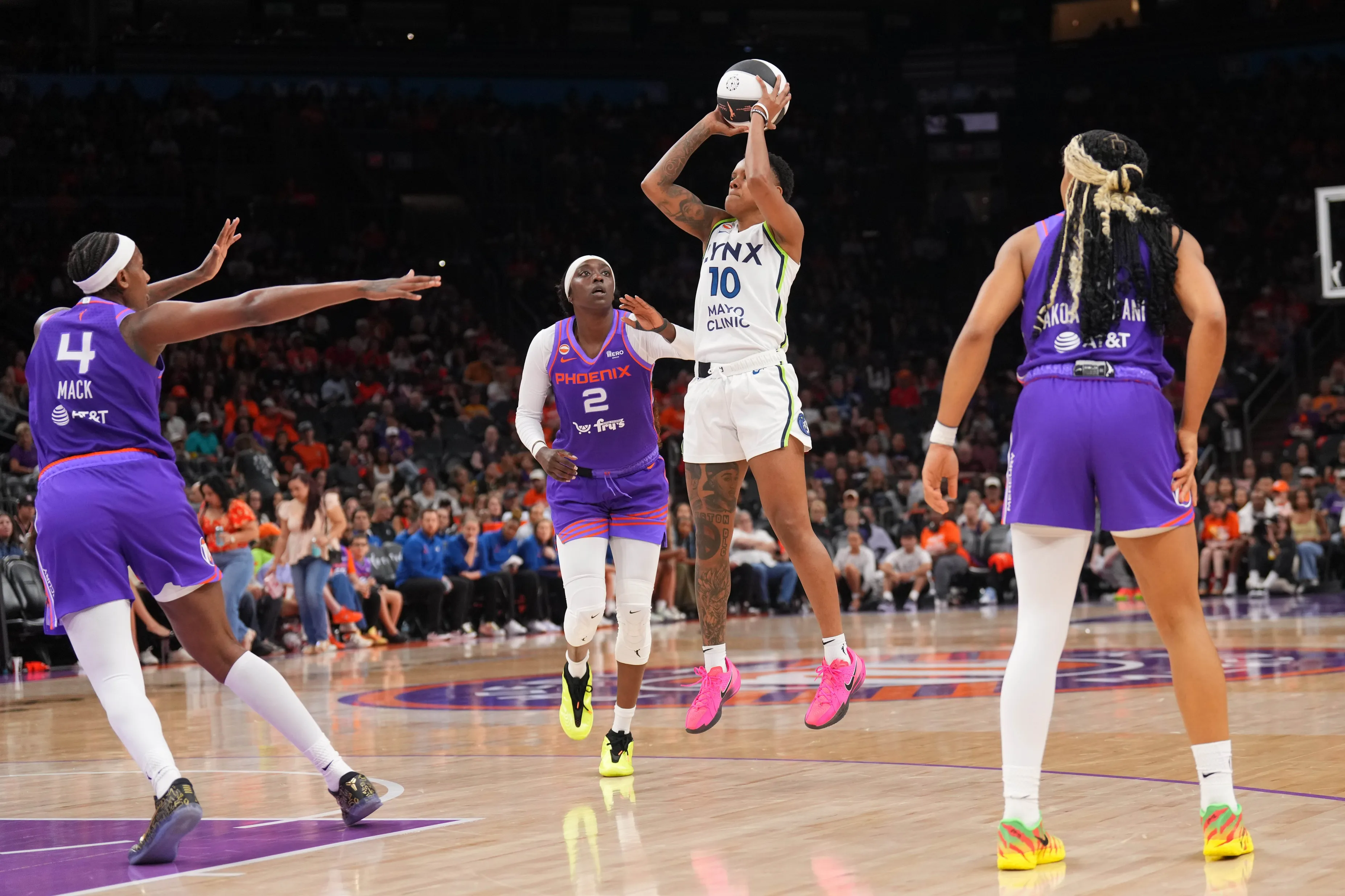 Courtney Williams Scores 30 as Lynx Dominate Mercury for Fifth Straight Win