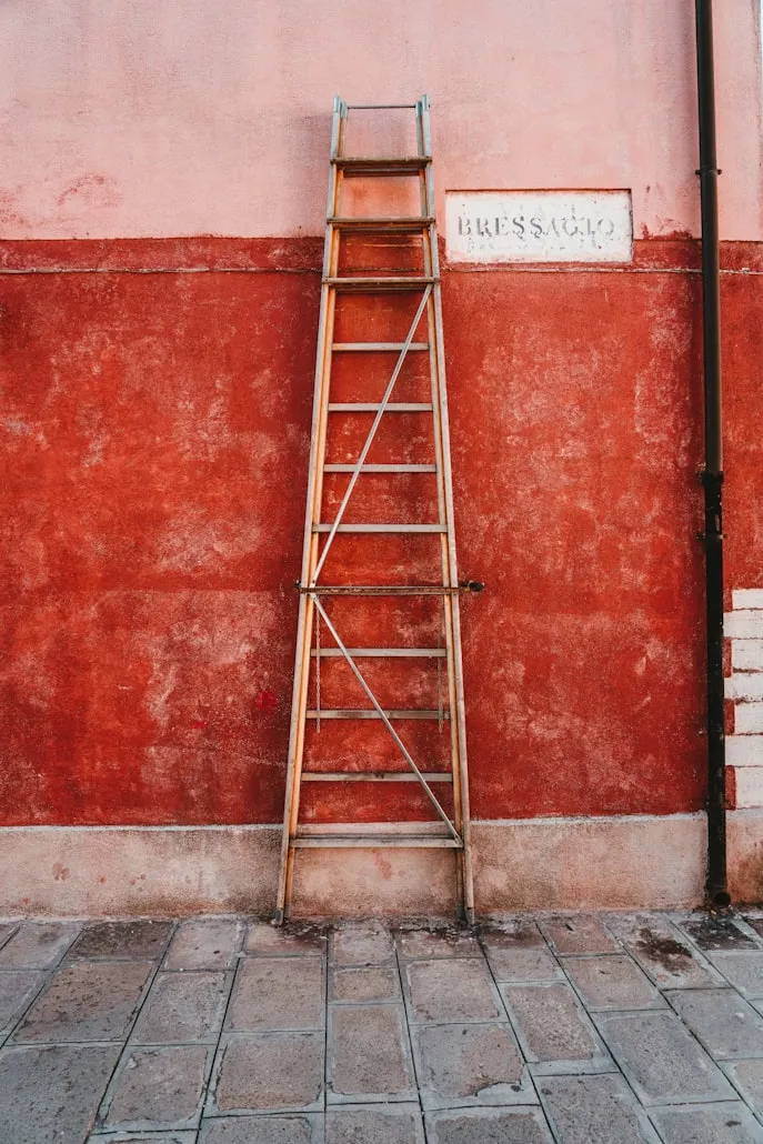 Claudio Schwarz on Unsplash