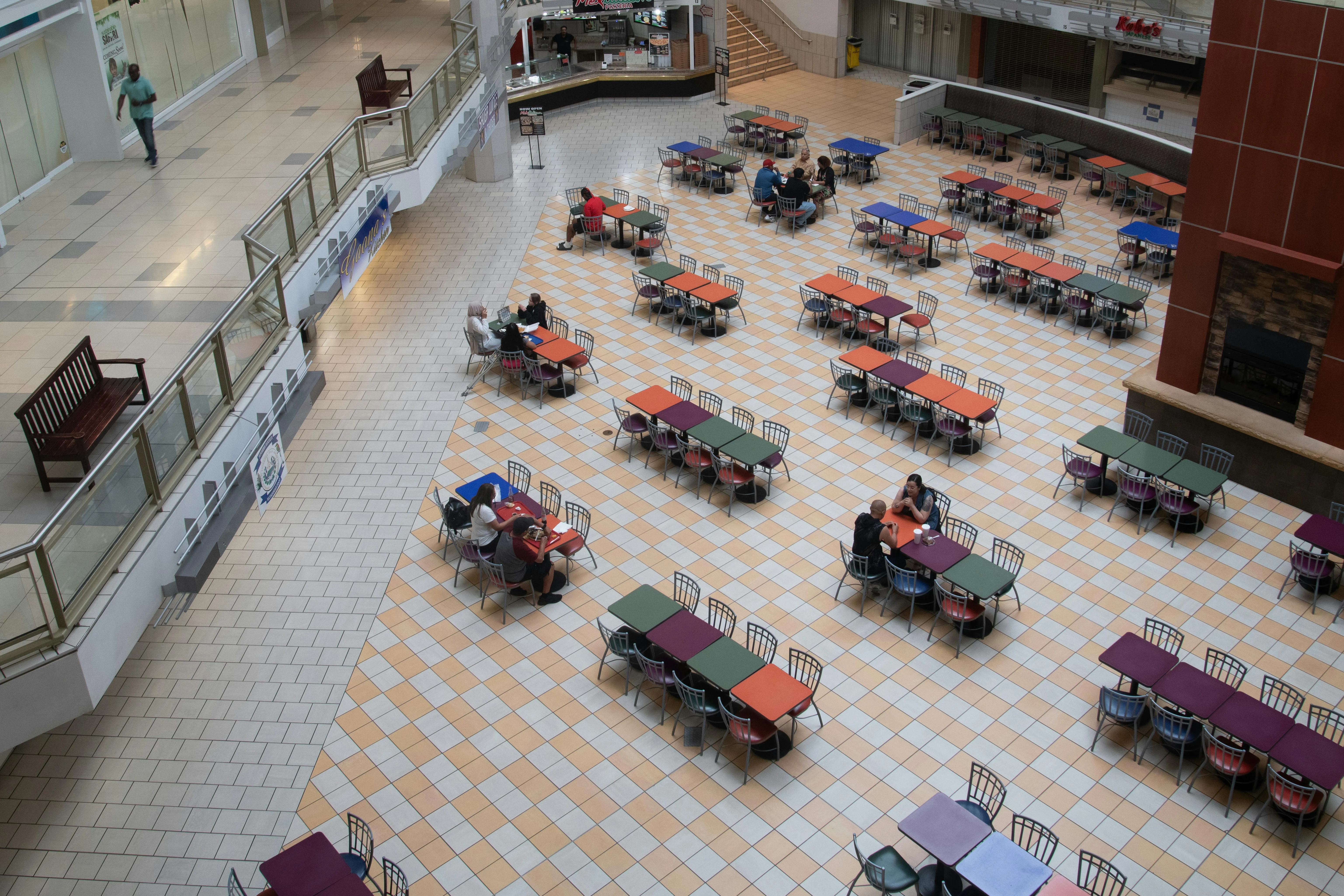 16 Mall Food Court Staples That Disappeared