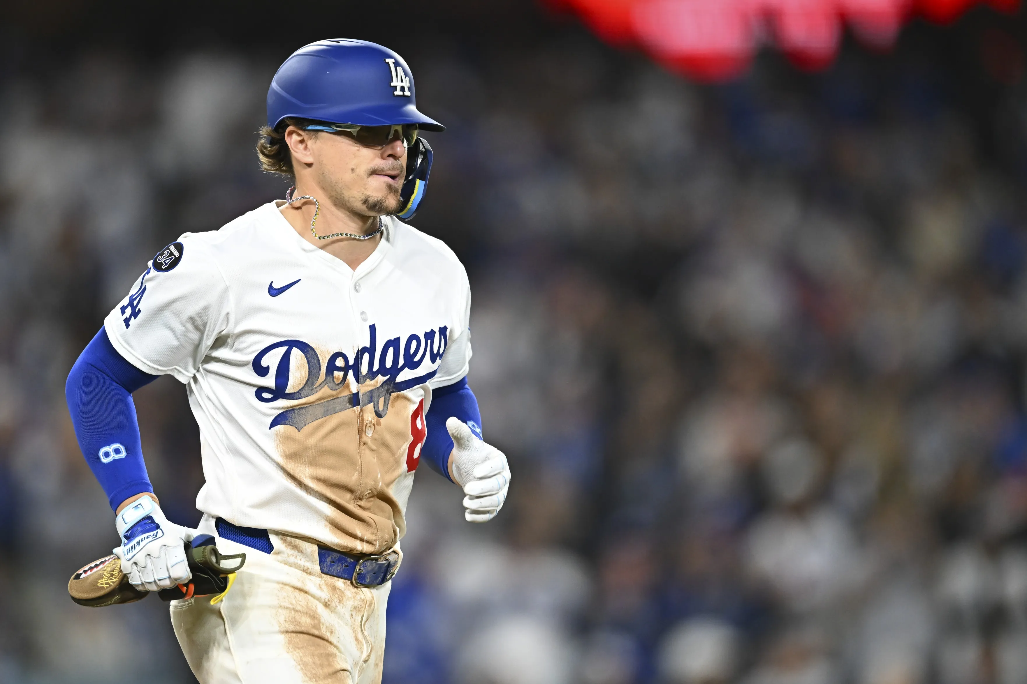 Dodgers Add Jonathan Hernández in Roster Shuffle Amid Ongoing Bullpen Adjustments