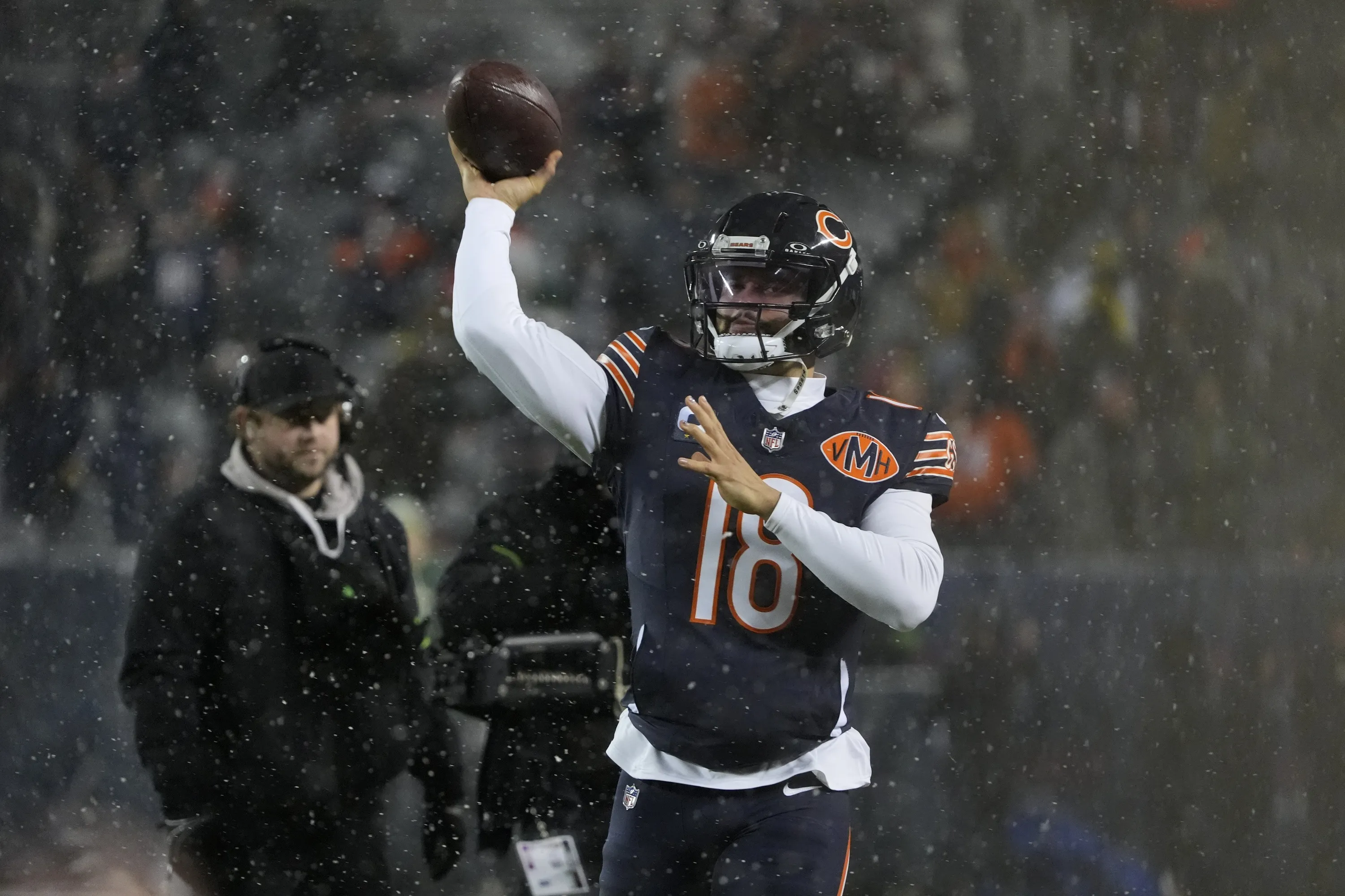 NFL Insider Sees Another Leap Coming for Caleb Williams and Bears Offense