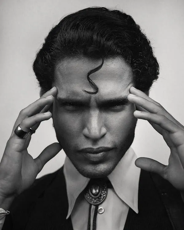 13 Hairstyles from the Past That Disappeared for Good