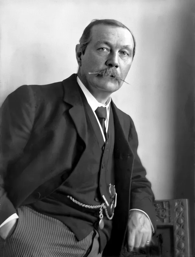 Walter Benington on Wikimedia
