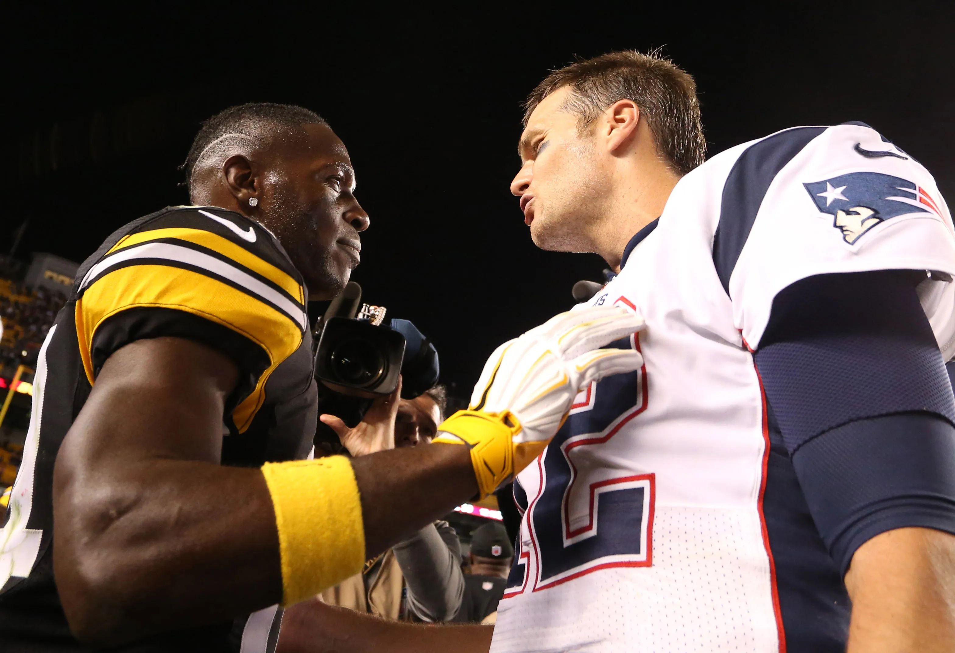 “$5,000 Worth of Milk,” How Bill Belichick Tried to Protect Tom Brady’s Bond With Antonio Brown