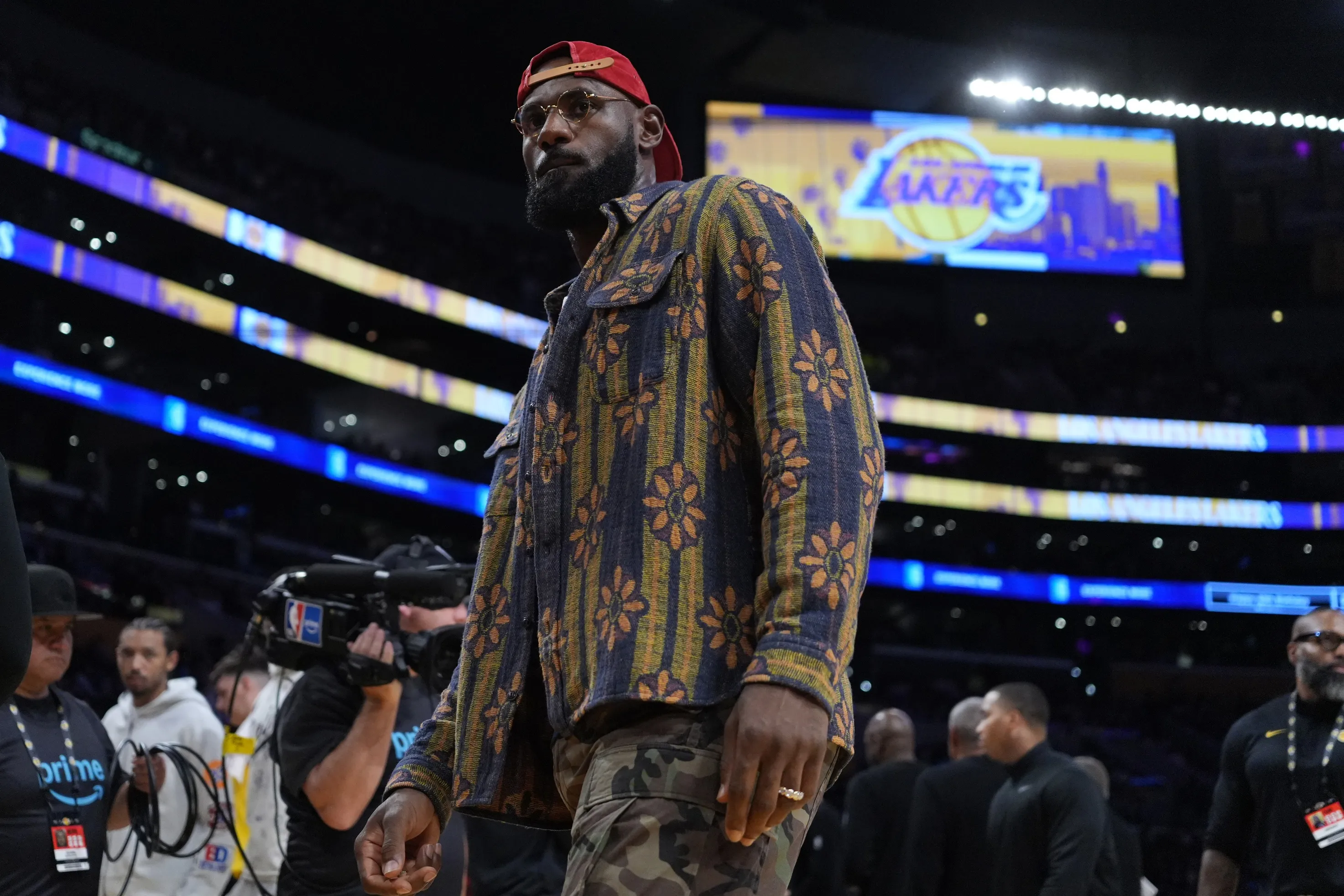 LeBron James Nears Return as Lakers Monitor Sciatica Recovery
