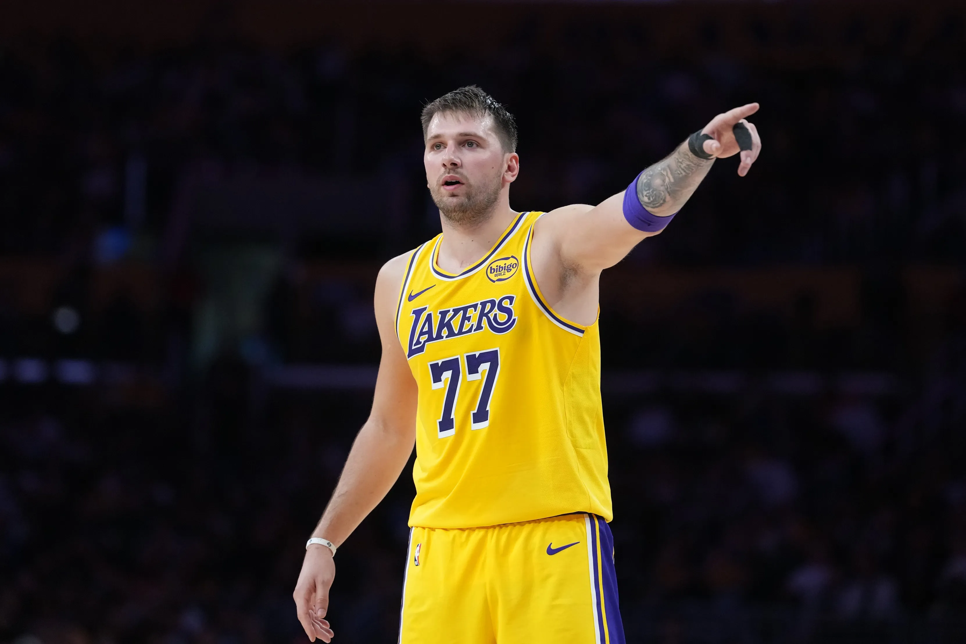 Lakers Sideline Luka Doncic With Finger and Leg Injuries Amid Early-Season Challenges