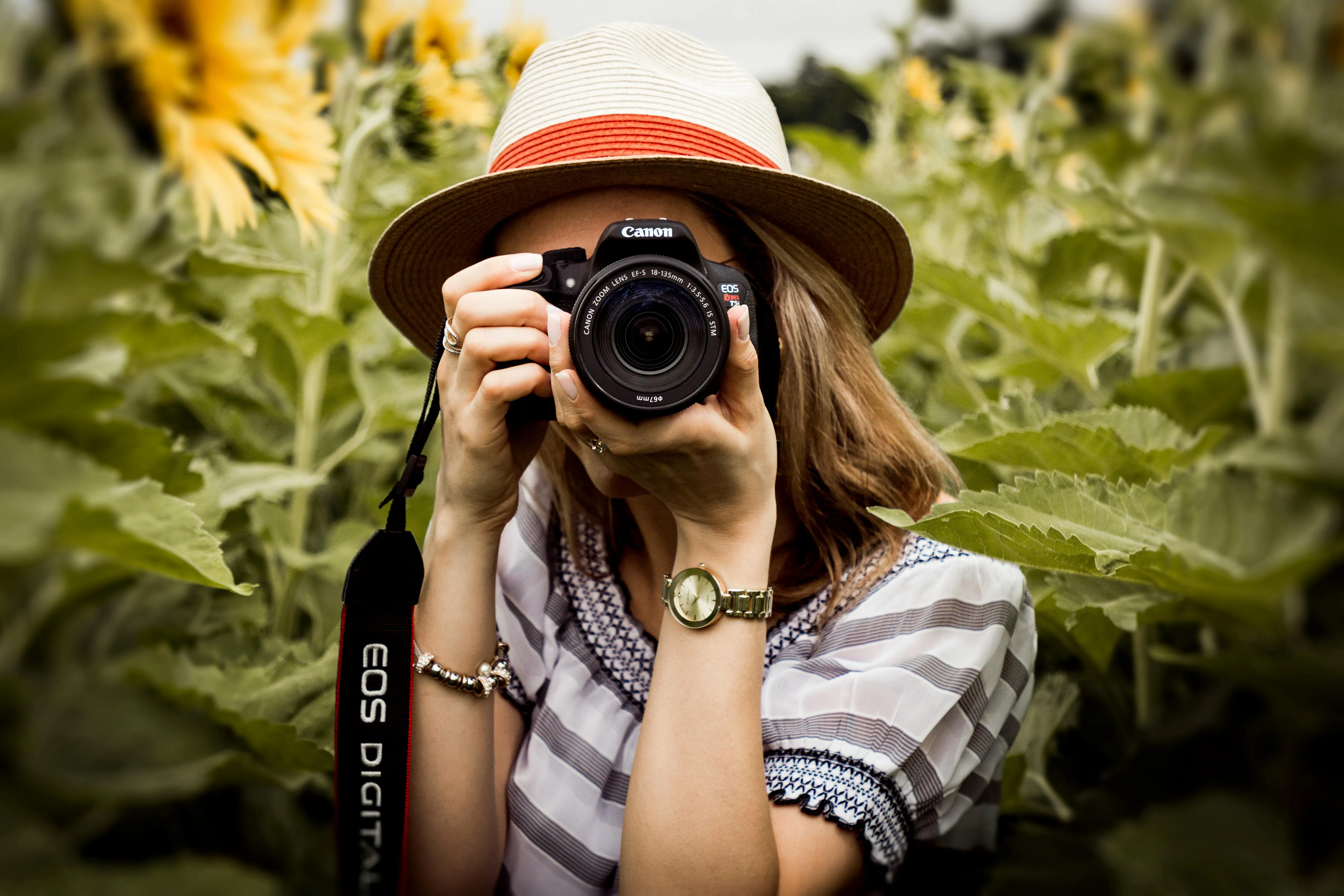 14 Cameras That Made Every Photo Blurry