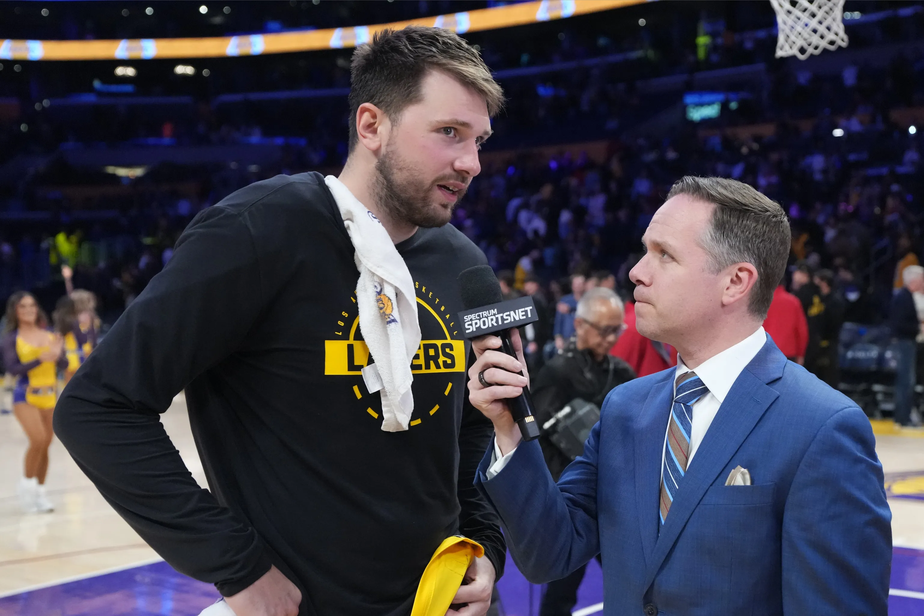 Luka Doncic Dominates Pacers With 44-Point Performance in Lakers Blowout