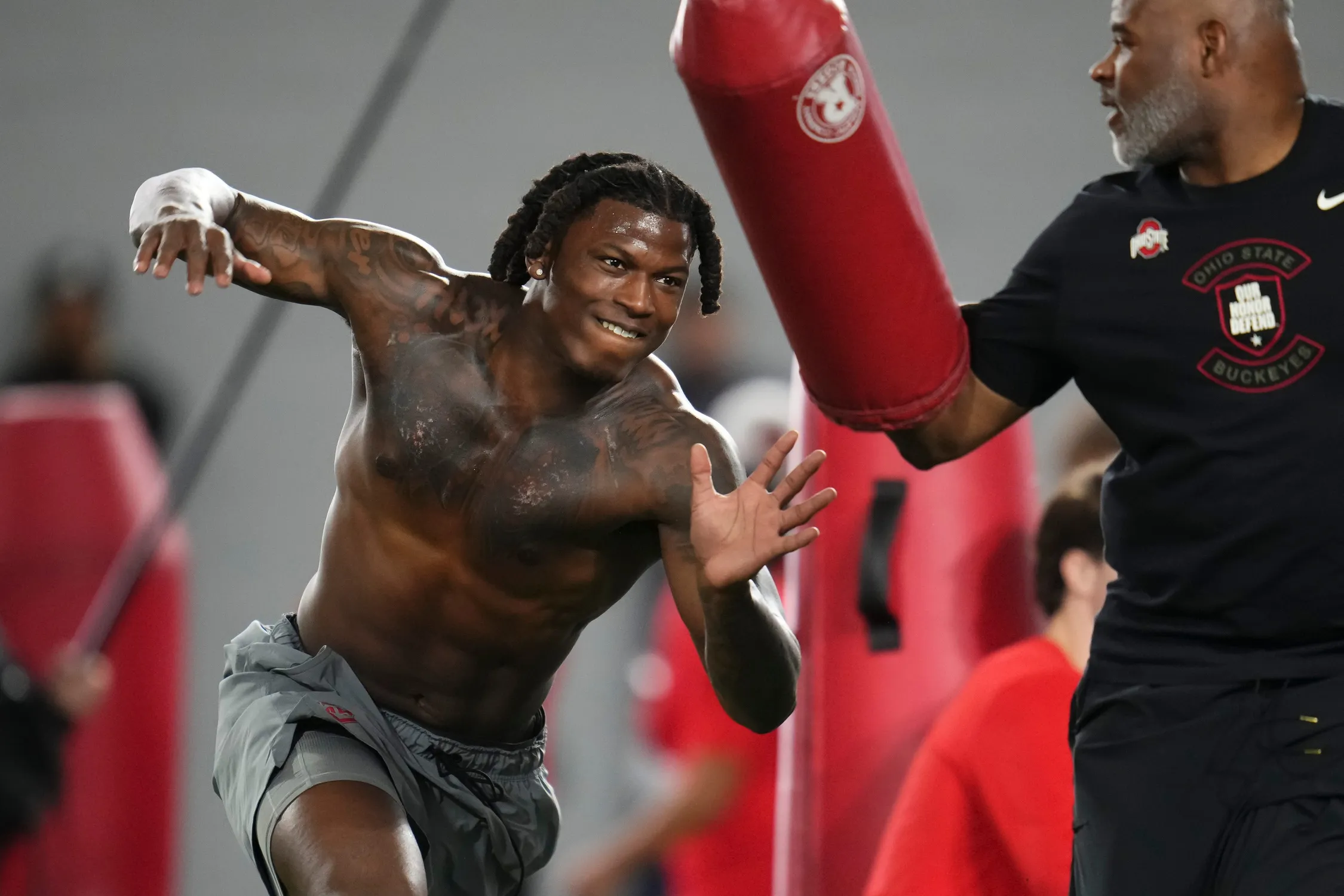 Arvell Reese Draws Early Top-10 Interest as NFL Draft Buzz Builds