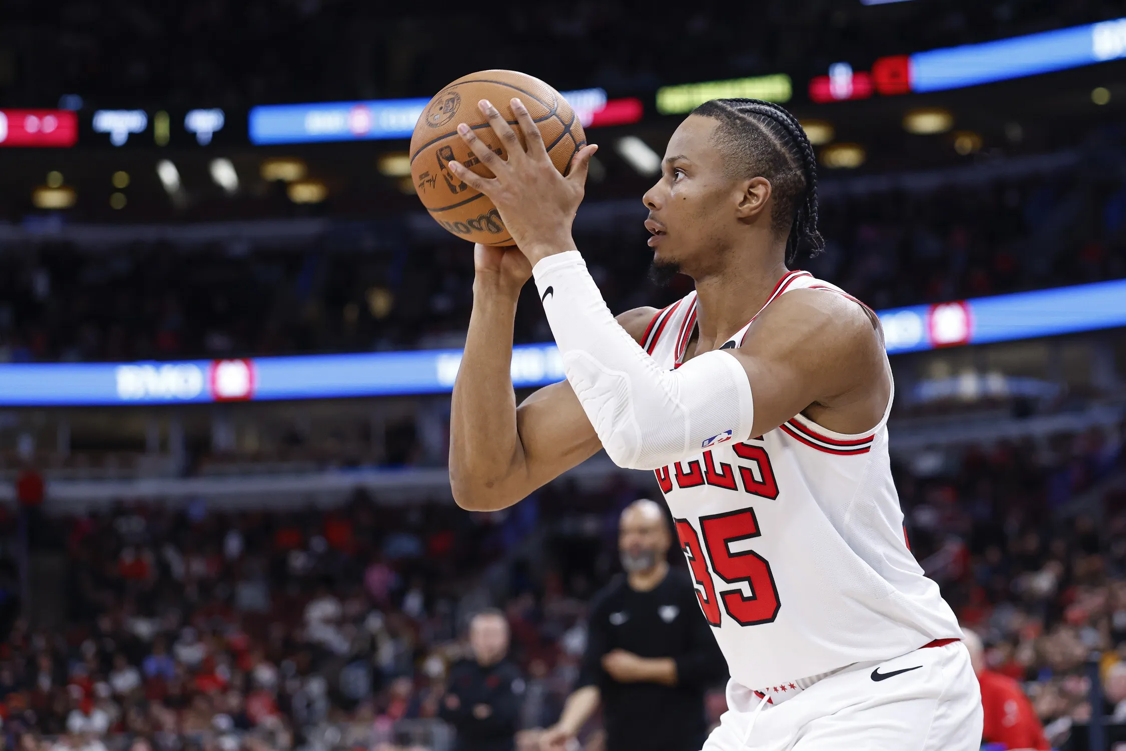 Okoro’s Consistent Scoring a Bright Spot as Bulls Drop Ninth Straight