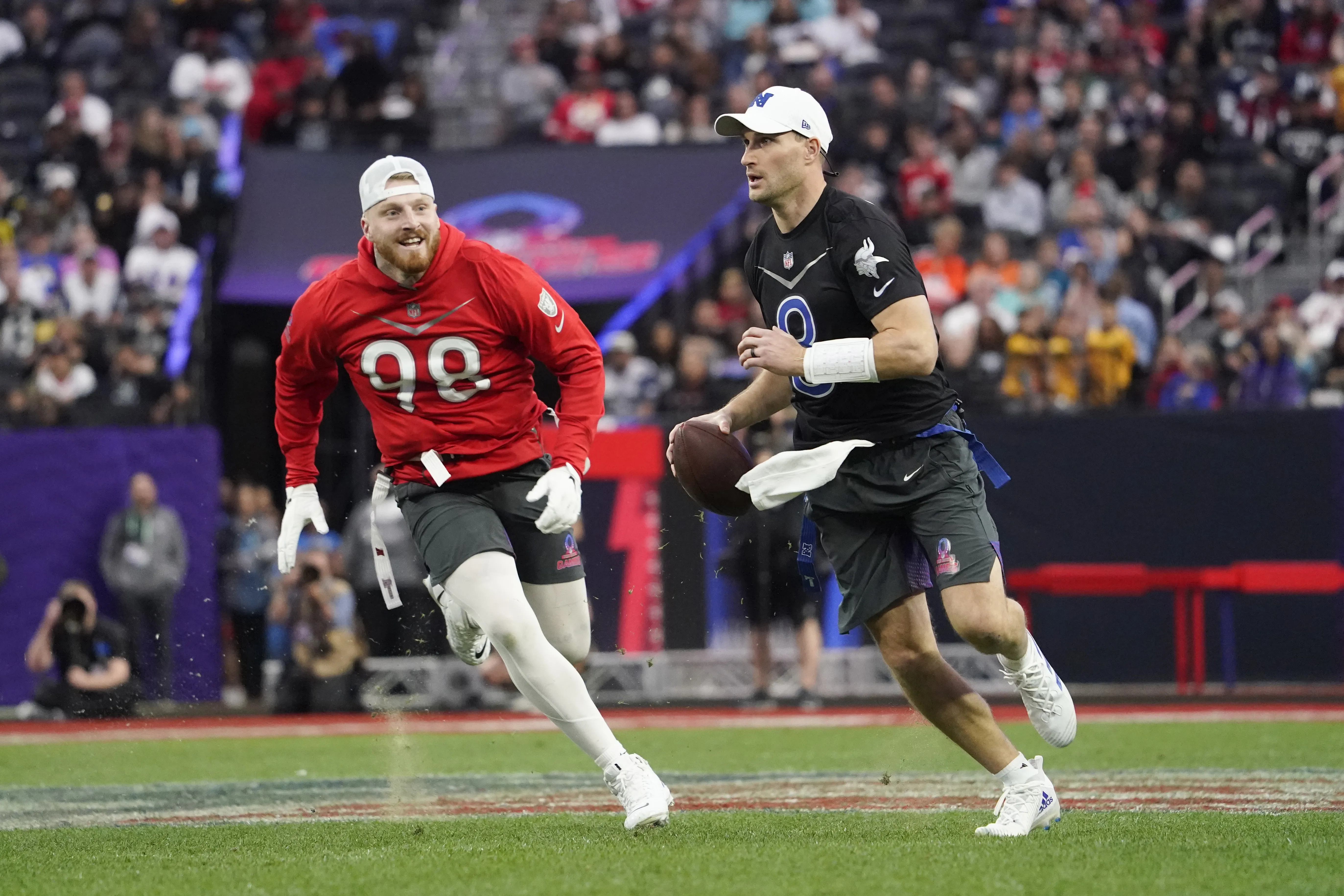 Maxx Crosby Dissects First Meeting with Raiders’ New QB Kirk Cousins Ahead of Major Reset
