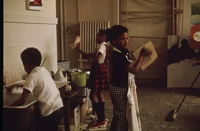 15 Things Kids Were Trusted to Do in the 1970s That Would Shock Parents Today