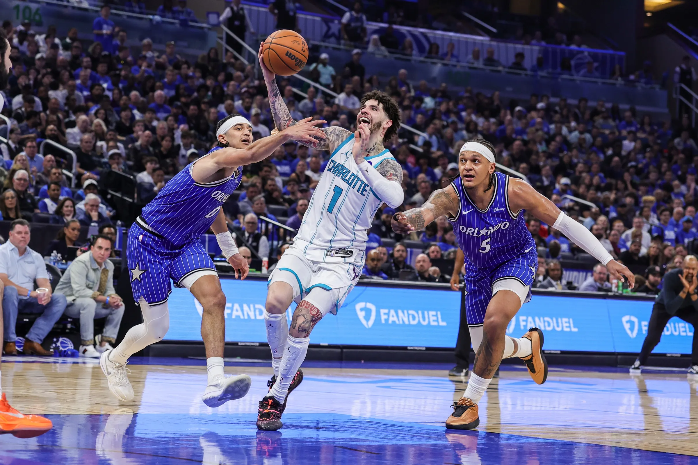 Magic Overwhelm Hornets Early, Advance as Charlotte’s Drought Continues