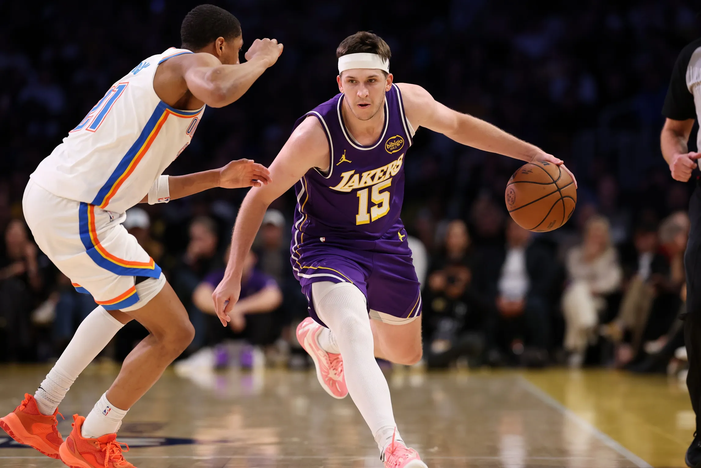 Austin Reaves Ignites Lakers With Poster Dunk as Short-Handed L.A. Battles Thunder