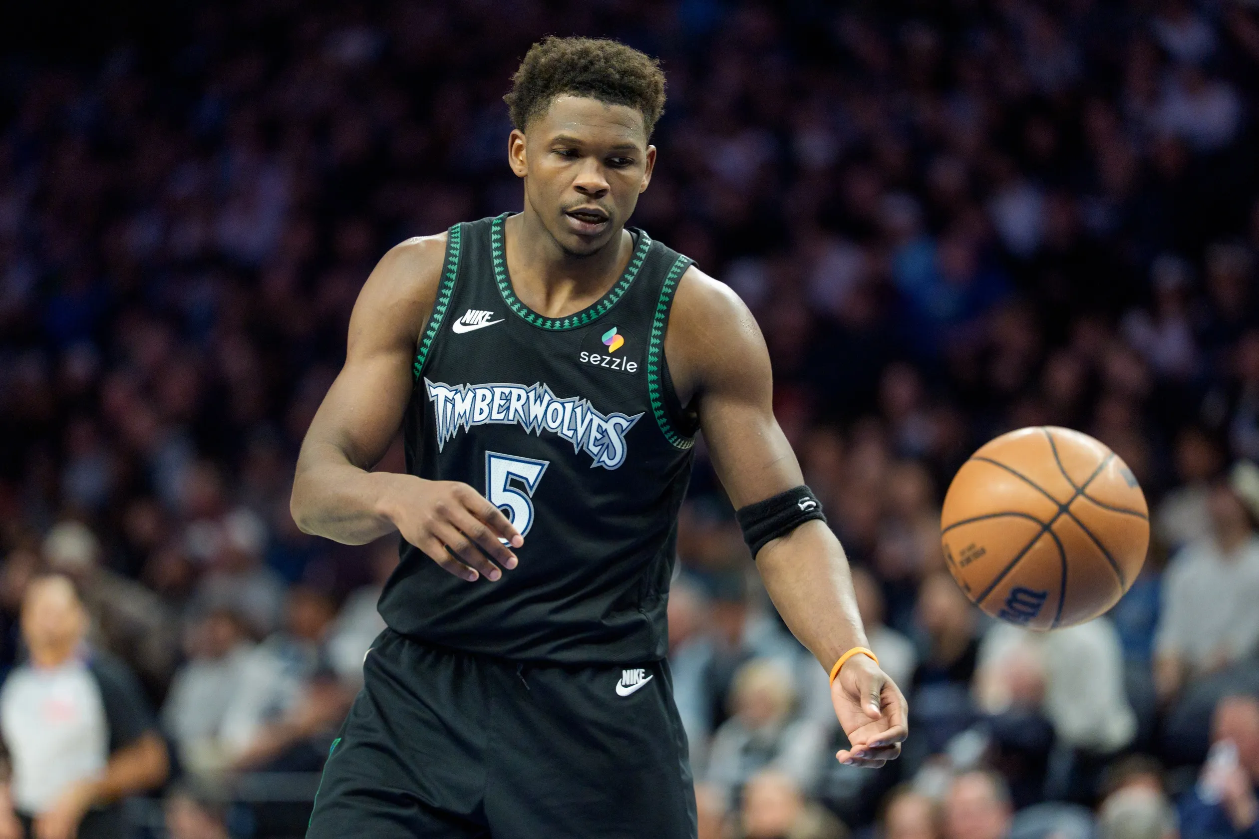 Anthony Edwards Sets Defensive Tone as Timberwolves Extend Win Streak
