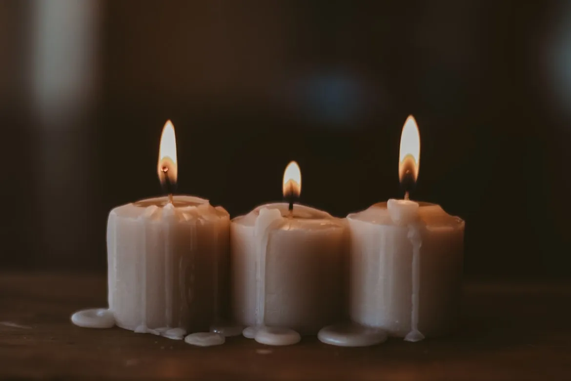 Sixteen Miles Out on Unsplash