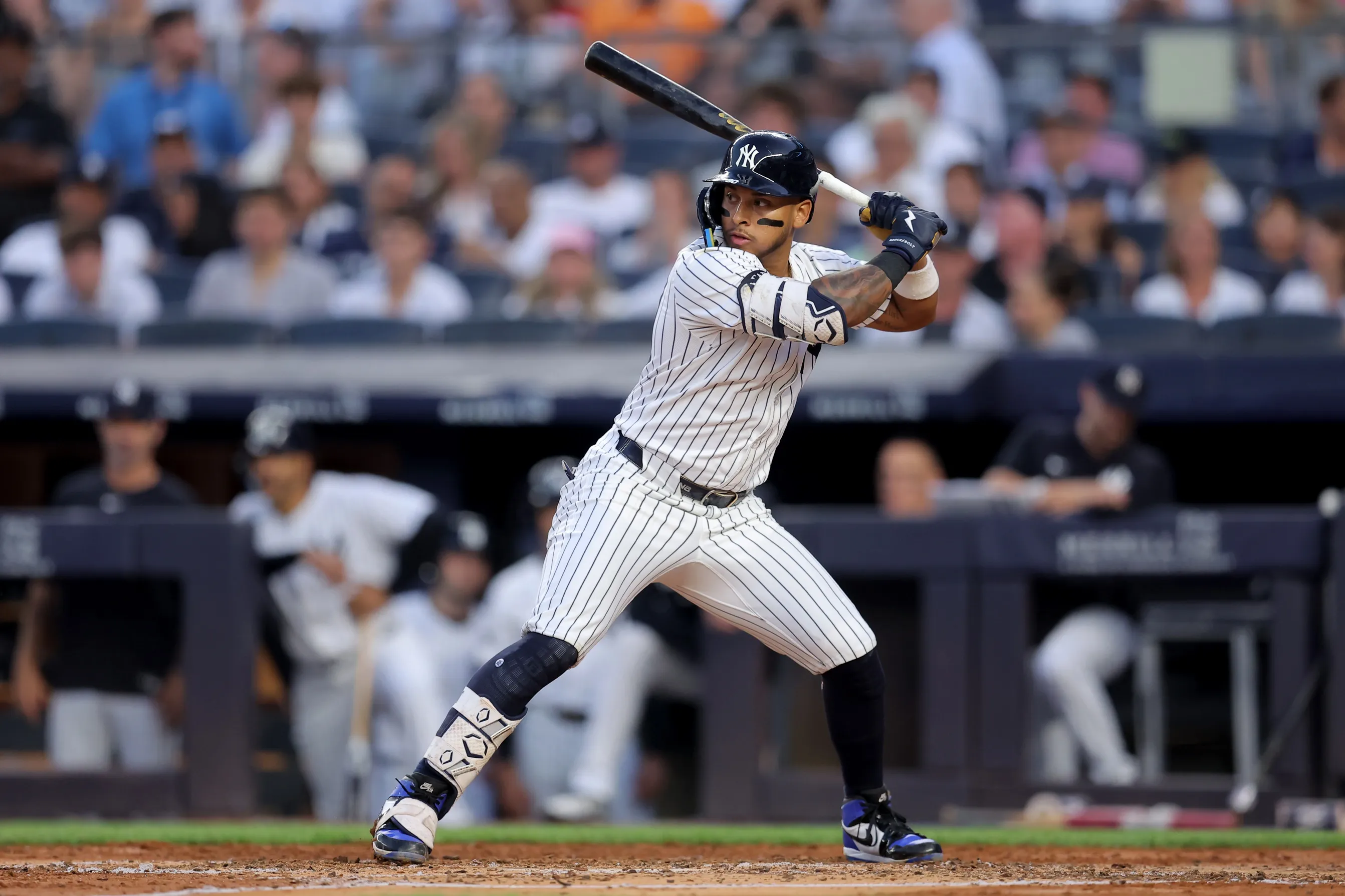 Yankees Trade Jorbit Vivas to Nationals in Preseason Roster Adjustment Move