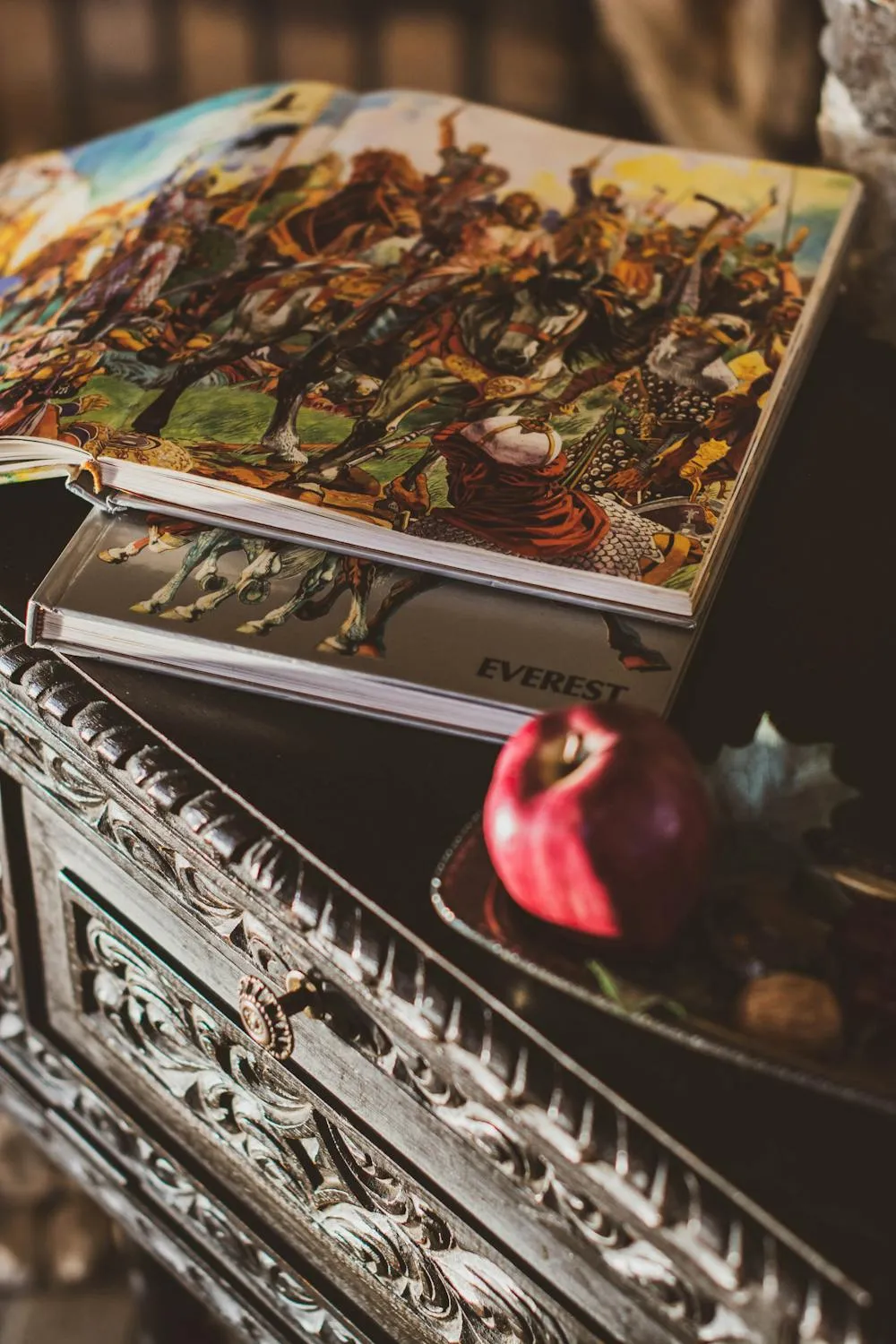 11 Times History Books Left Out the Most Interesting Part