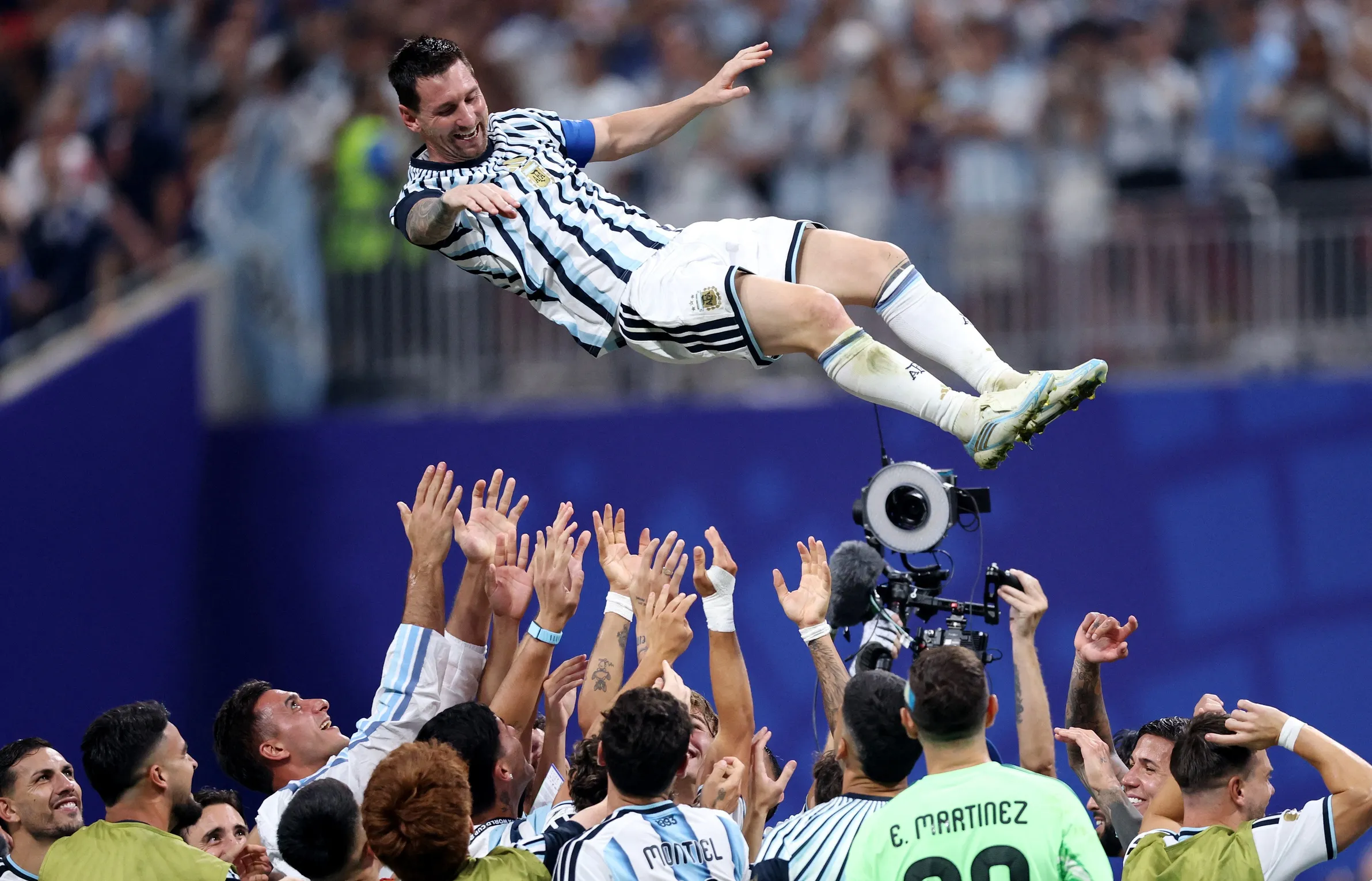 Argentina Stages Dramatic Comeback Against Egypt to Keep World Cup Title Defense Alive