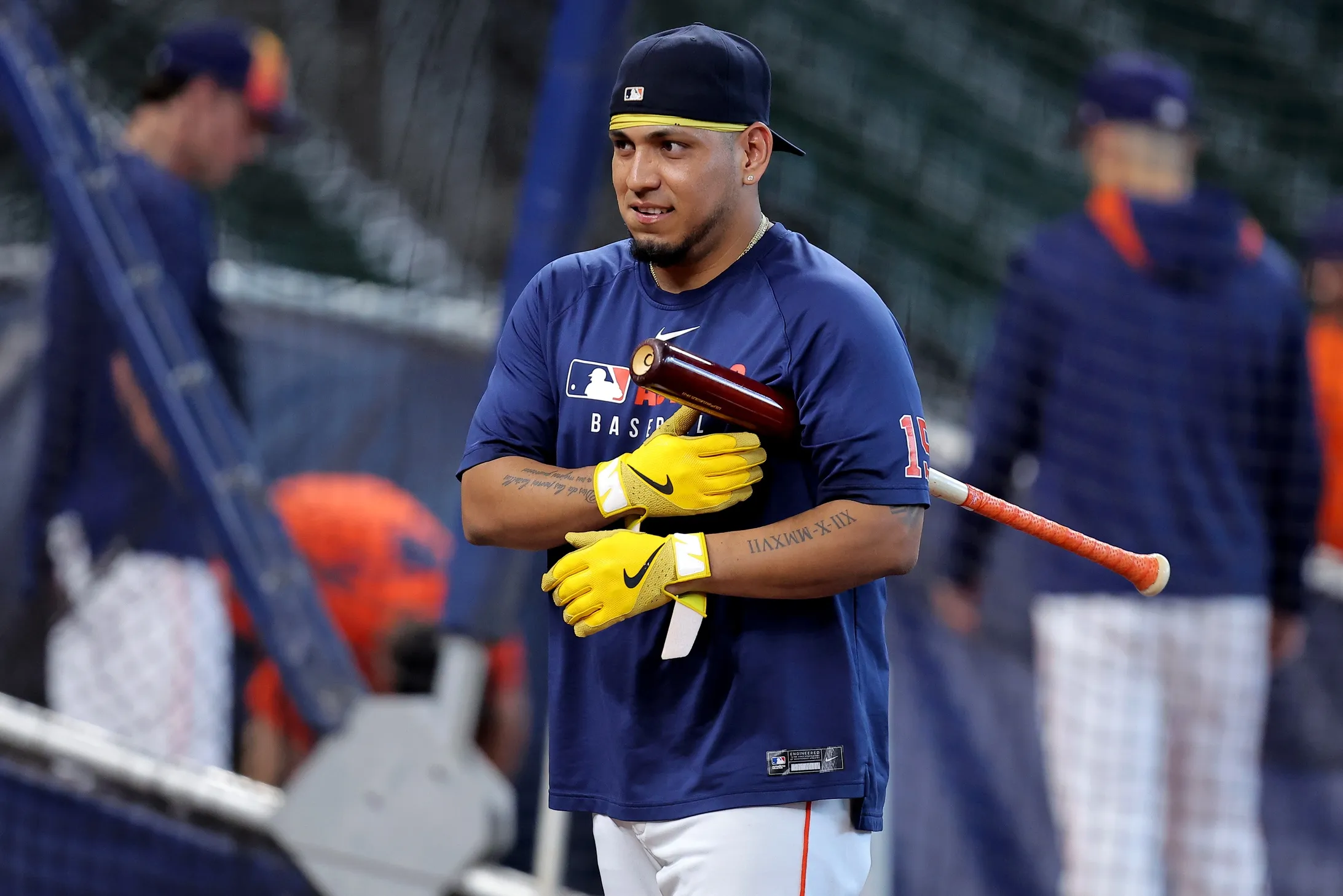 Astros Weigh Trades as Isaac Paredes Emerges as Key Asset