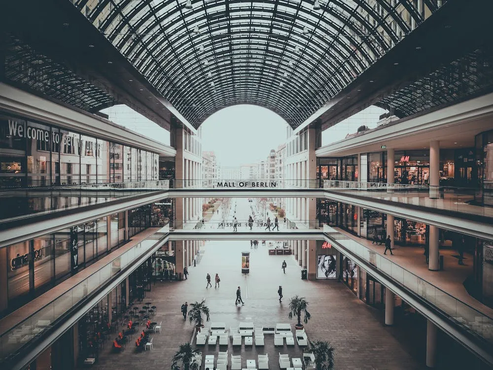 15 Mall Stores Every ’90s Teen Was Obsessed With