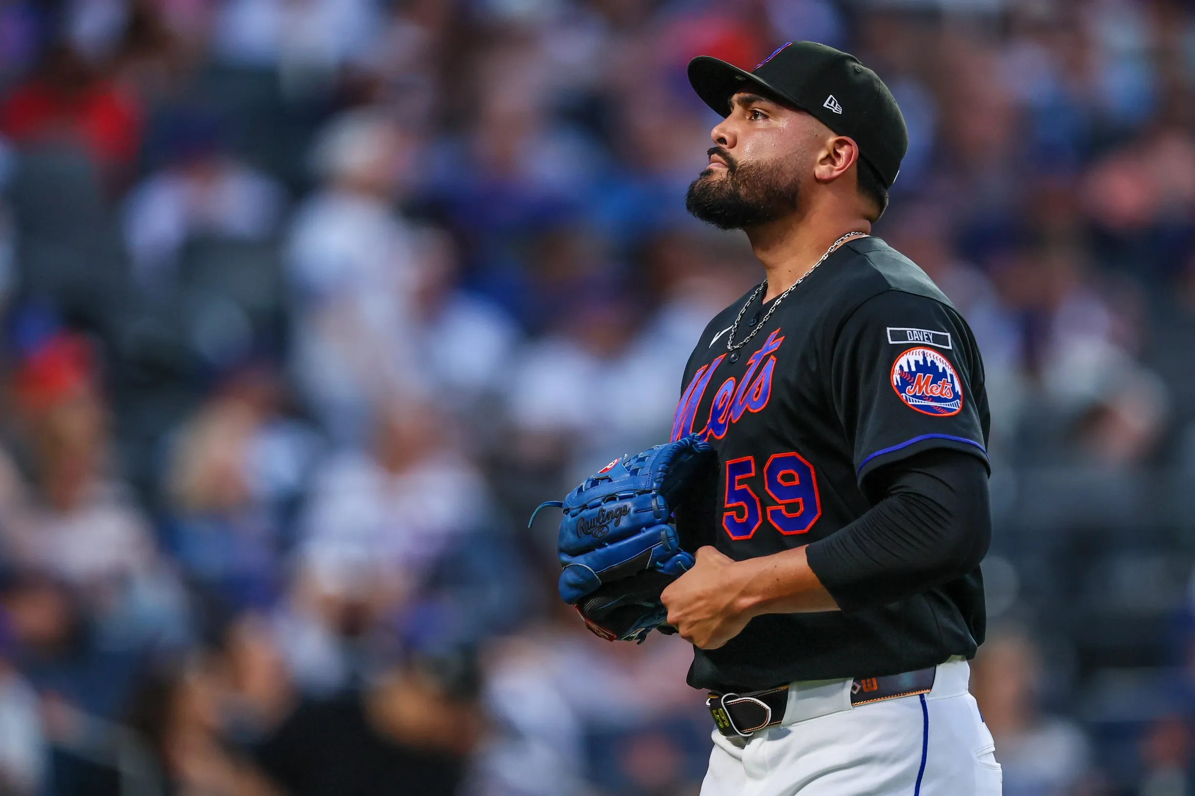 Sean Manaea Sounds Alarm as Mets' Defensive Struggles Deepen in Sweep by Cubs