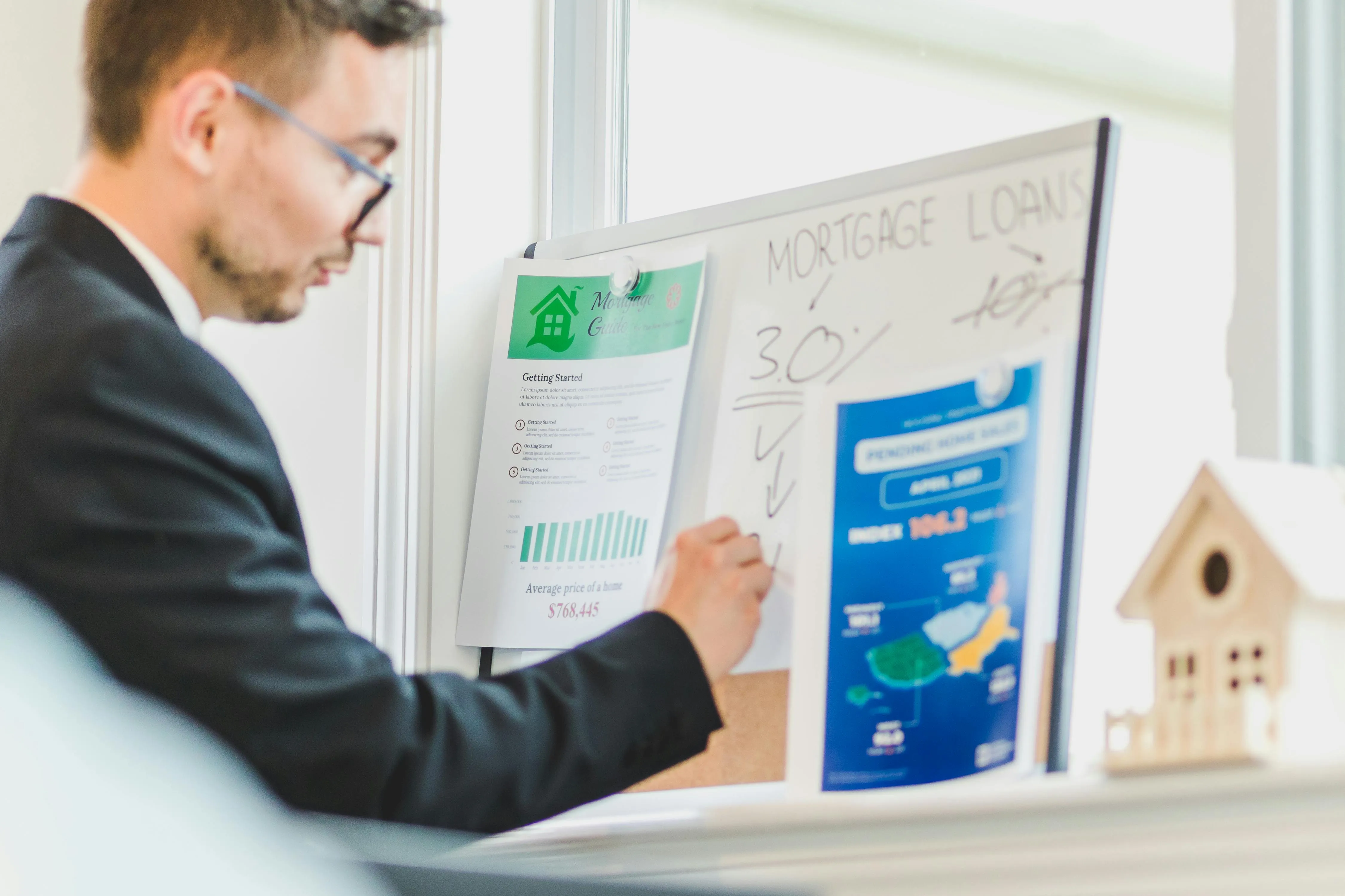 RDNE Stock project on Pexels