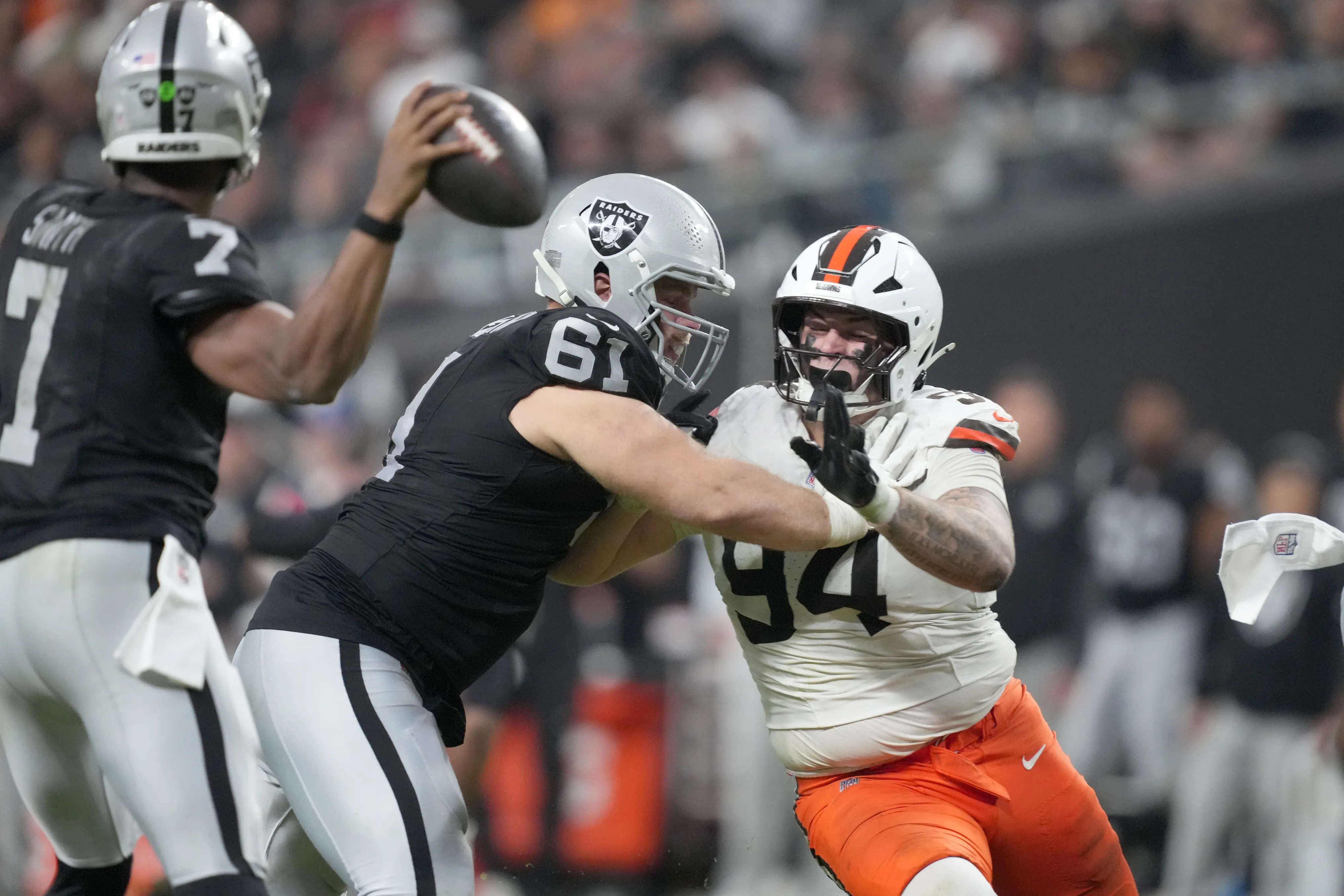 Browns Look to Salvage Season as Rookie Standouts Carry Late-Season Momentum