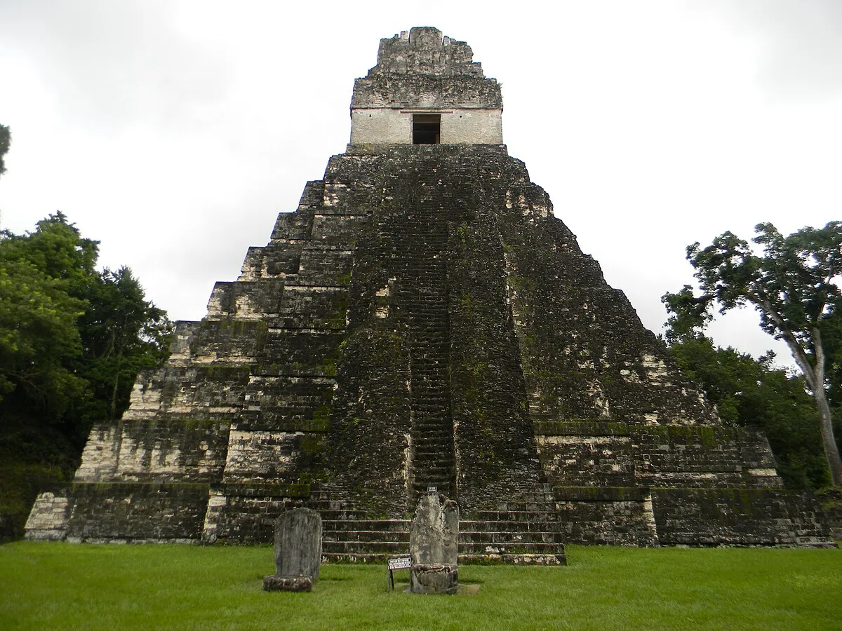 Laslovarga on Wikimedia Commons