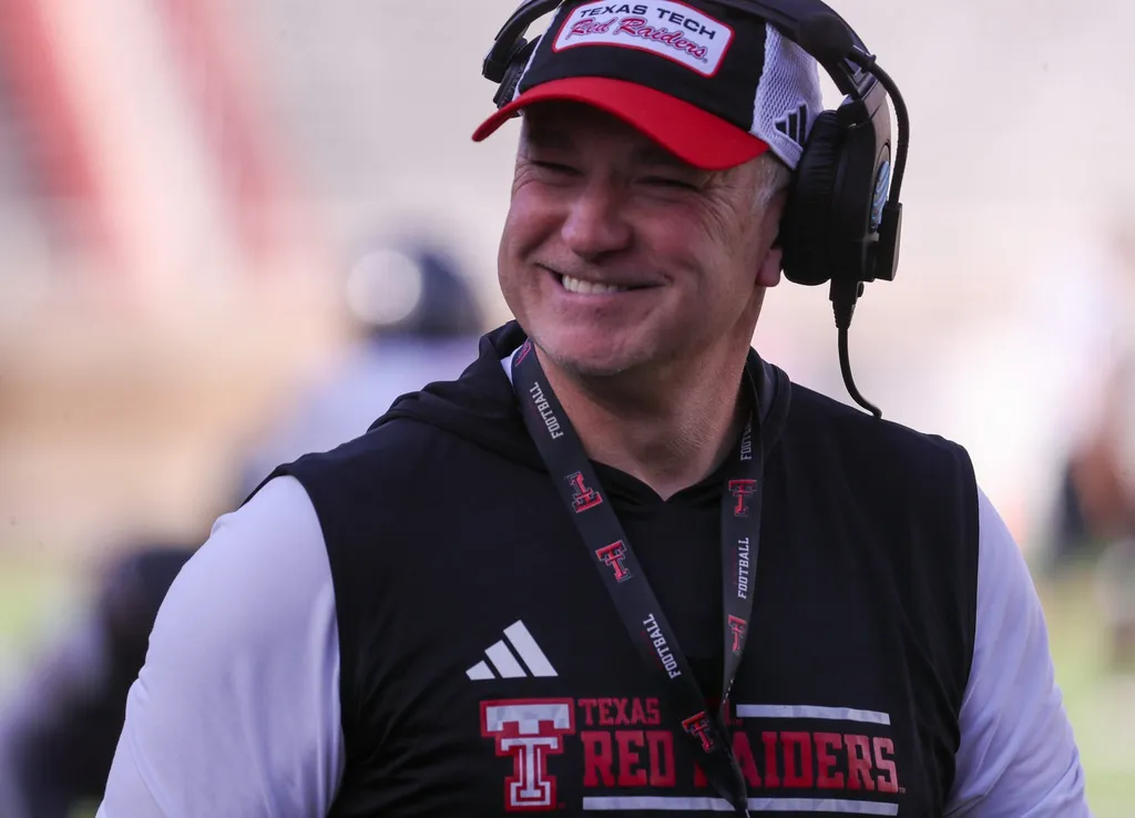 Joey McGuire Tempering Expectations for Brendan Sorsby’s Week 3 Return