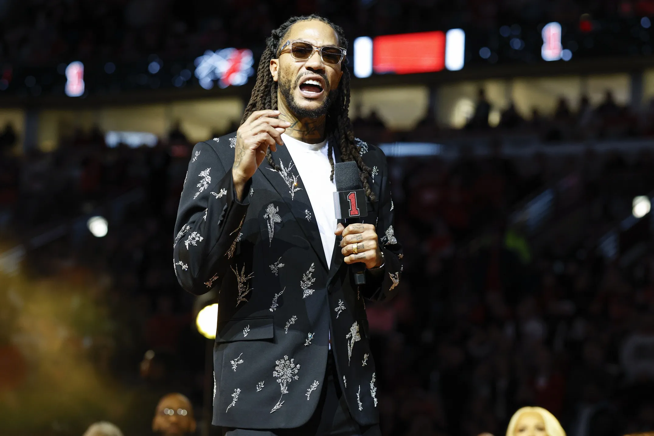 Derrick Rose Honored by Bulls but Declines Statue