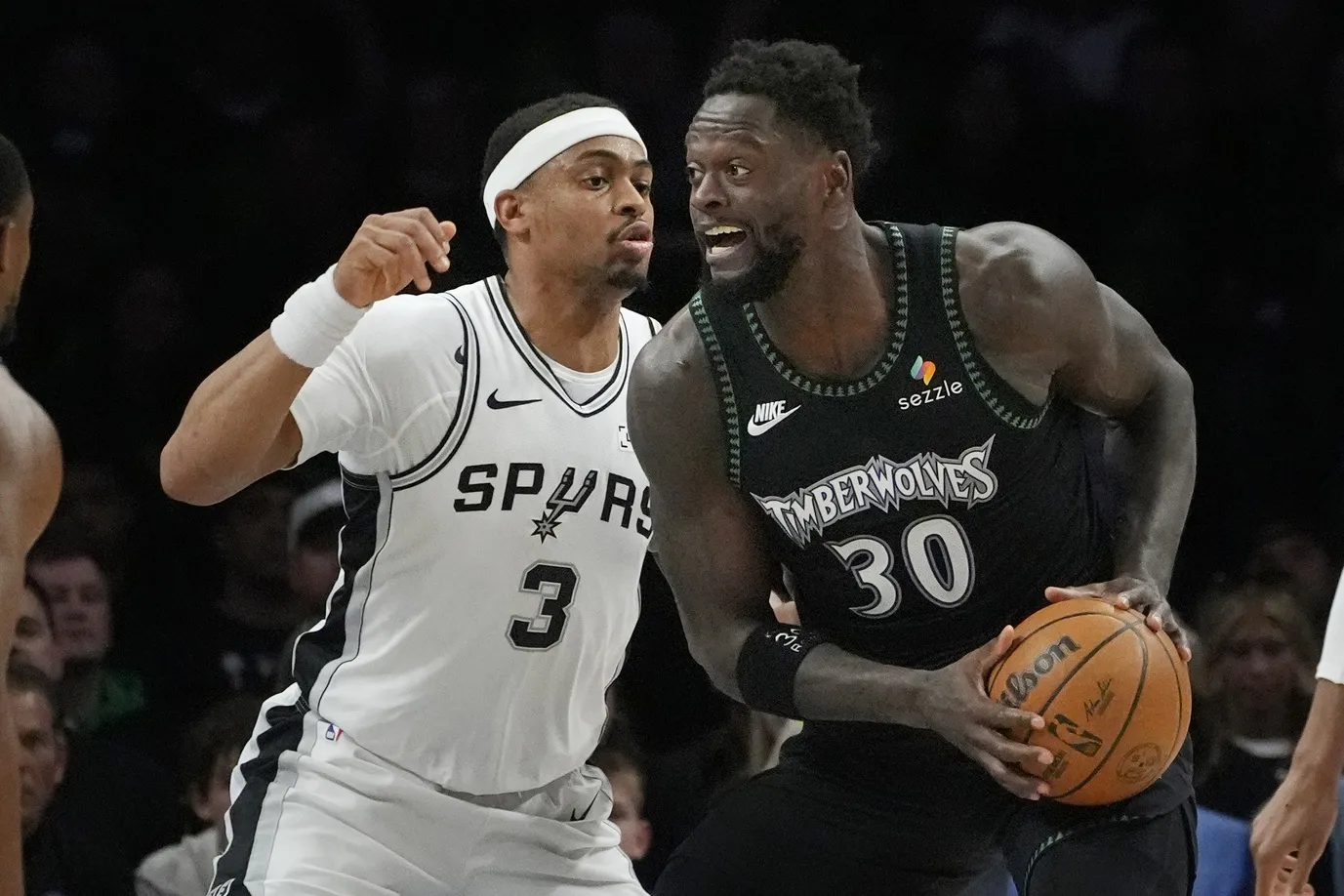 Carmelo Anthony Questions Julius Randle After Timberwolves Fall Behind