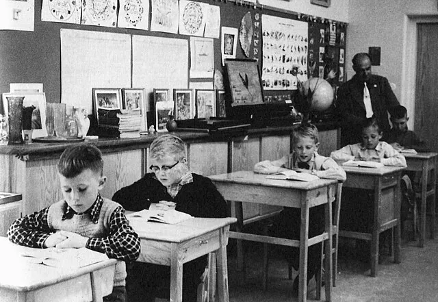 20 Things Every Classroom Had in the 1950s