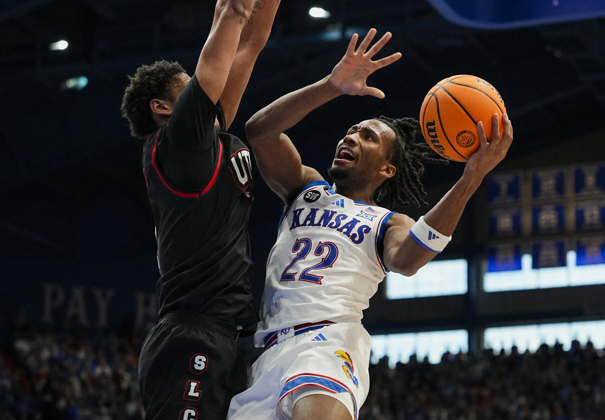 Kansas Upsets No. 1 Arizona Without Darryn Peterson, Showcasing Depth and Resilience