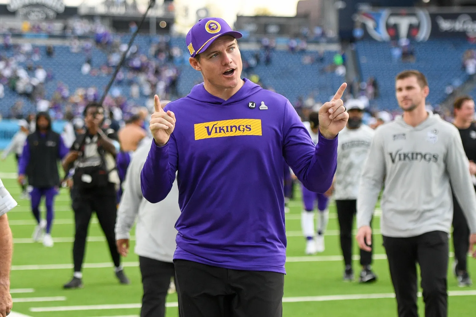 Kevin O’Connell Sets Tone for Vikings QB Battle Between JJ McCarthy and Kyler Murray