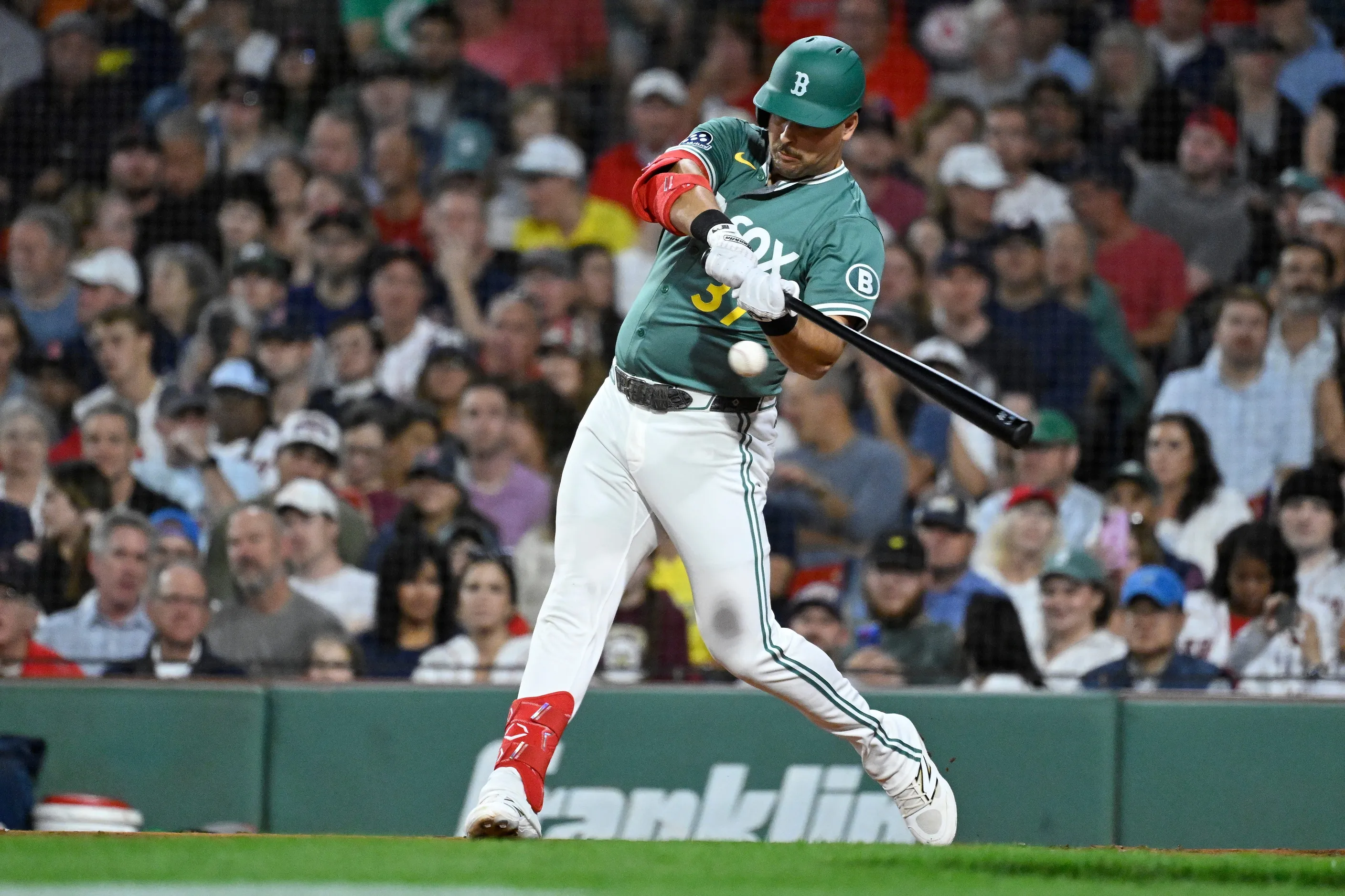 Red Sox Trade Luis Guerrero to Rays, DFA Nathaniel Lowe Amid Offseason Moves