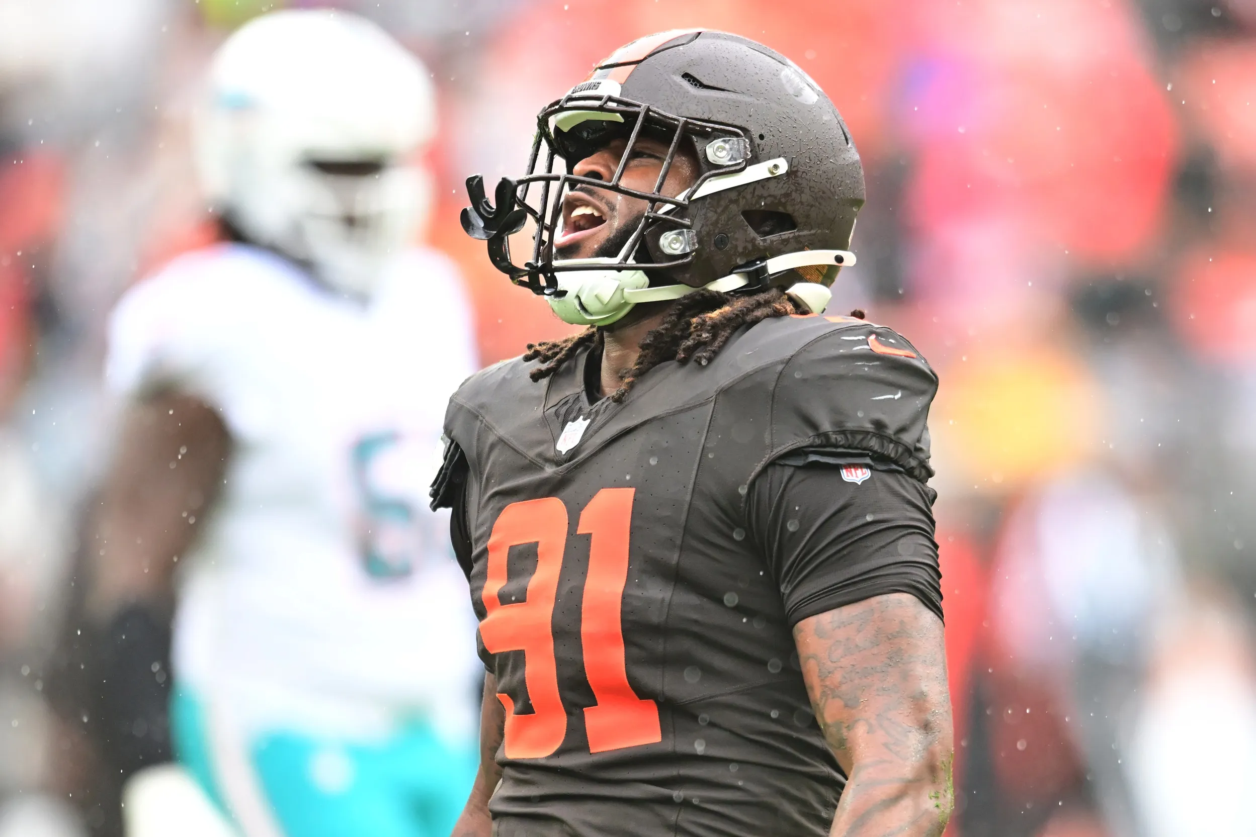 Alex Wright Recalls Shock of Myles Garrett Trade as Browns Enter New Era