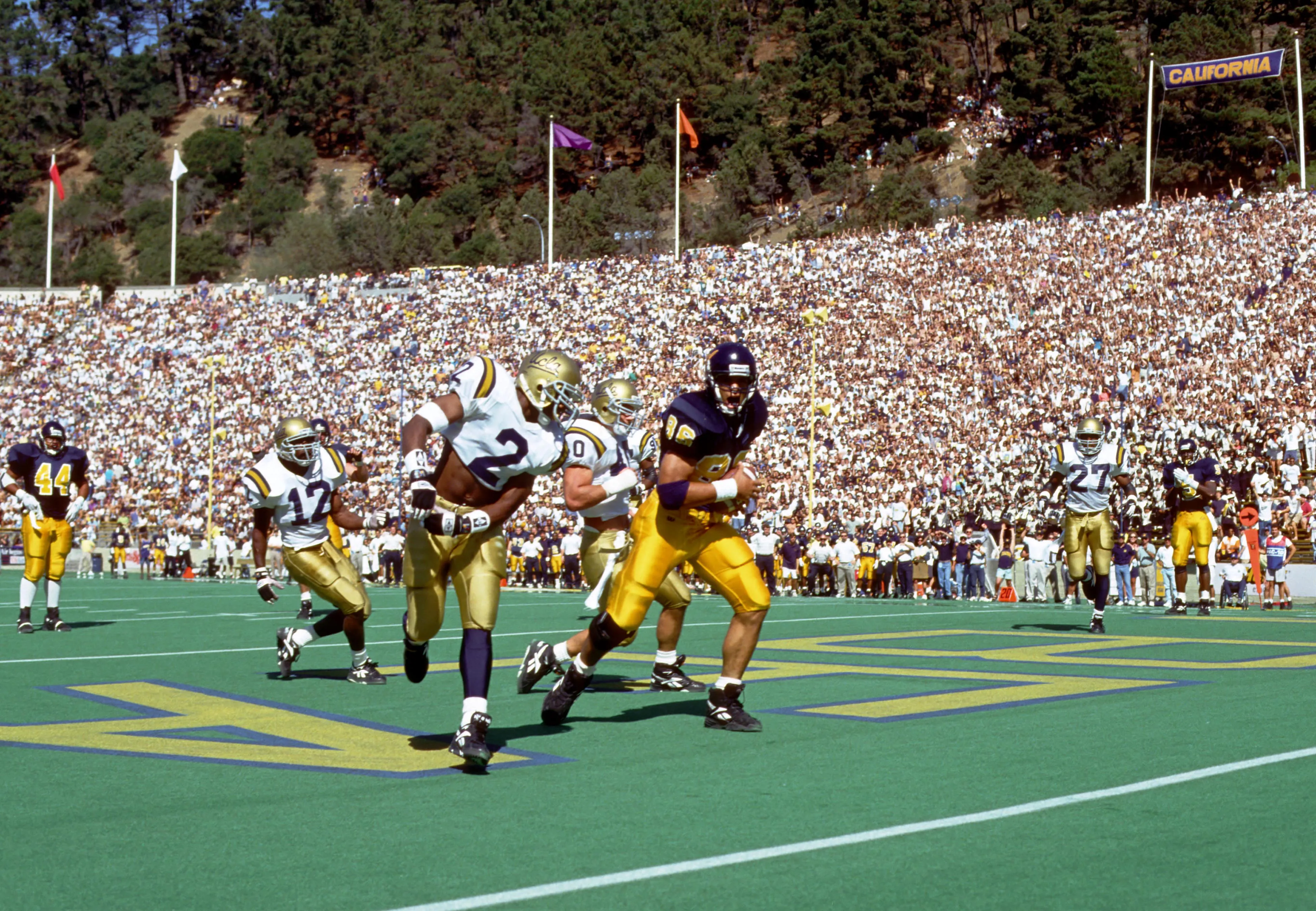 Top 10 Tight Ends Who Redefined the Position