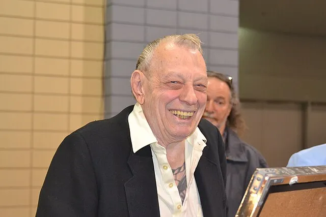 Crazy Eddie – New York on Pexels 