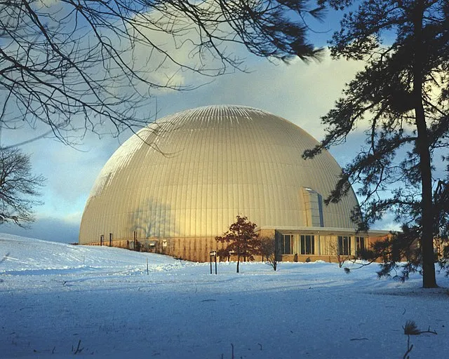 U.S. Department of Energy from United States on Wikimedia Commons