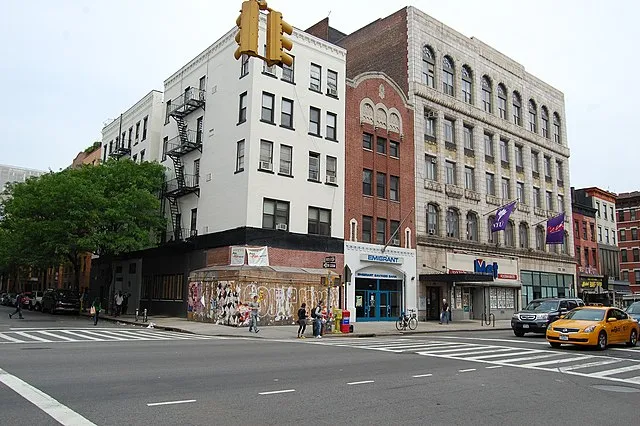 Fletcher6 on Wikimedia Commons