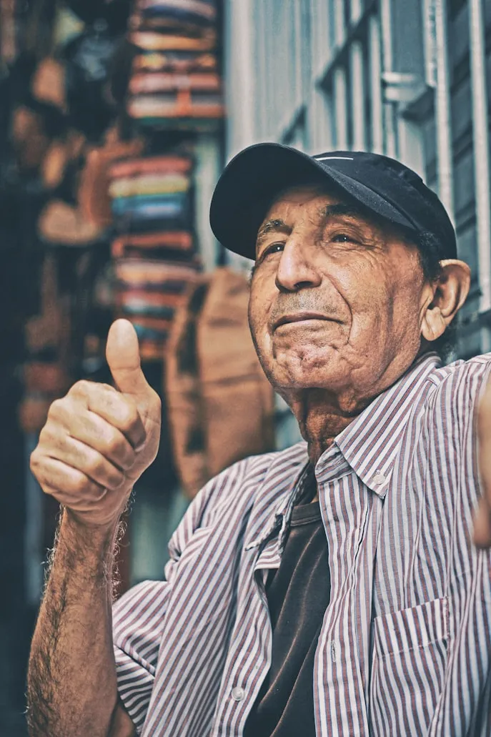  Aziz Acharki from Unsplash