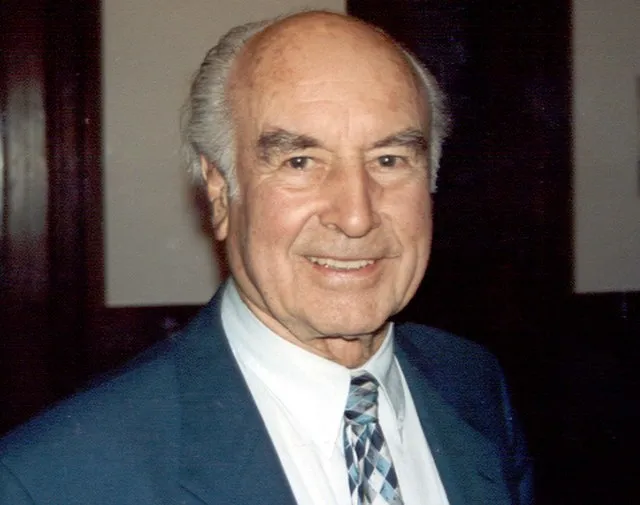 Philip H. Bailey (E-mail) on Wikimedia Commons