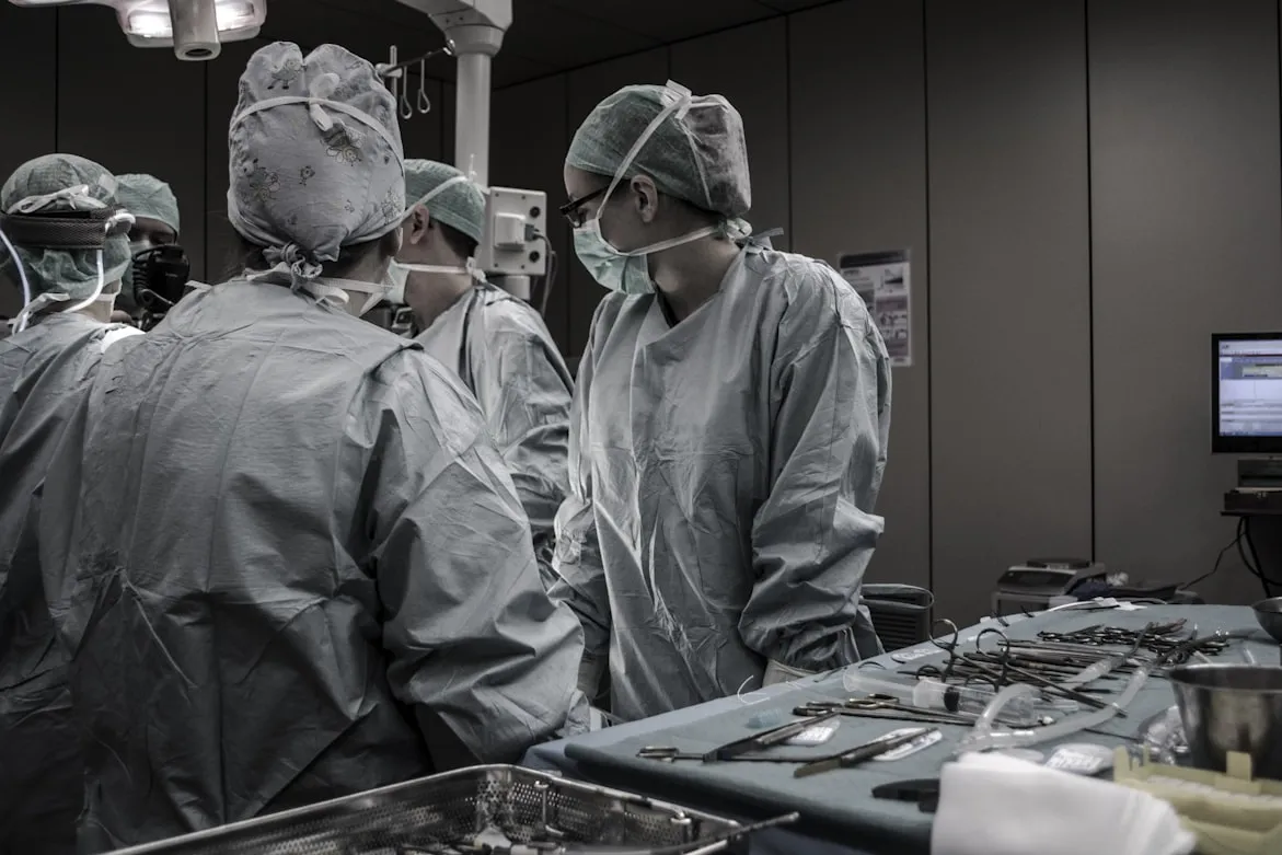 12 Early Medical Practices That Seem Strange Today