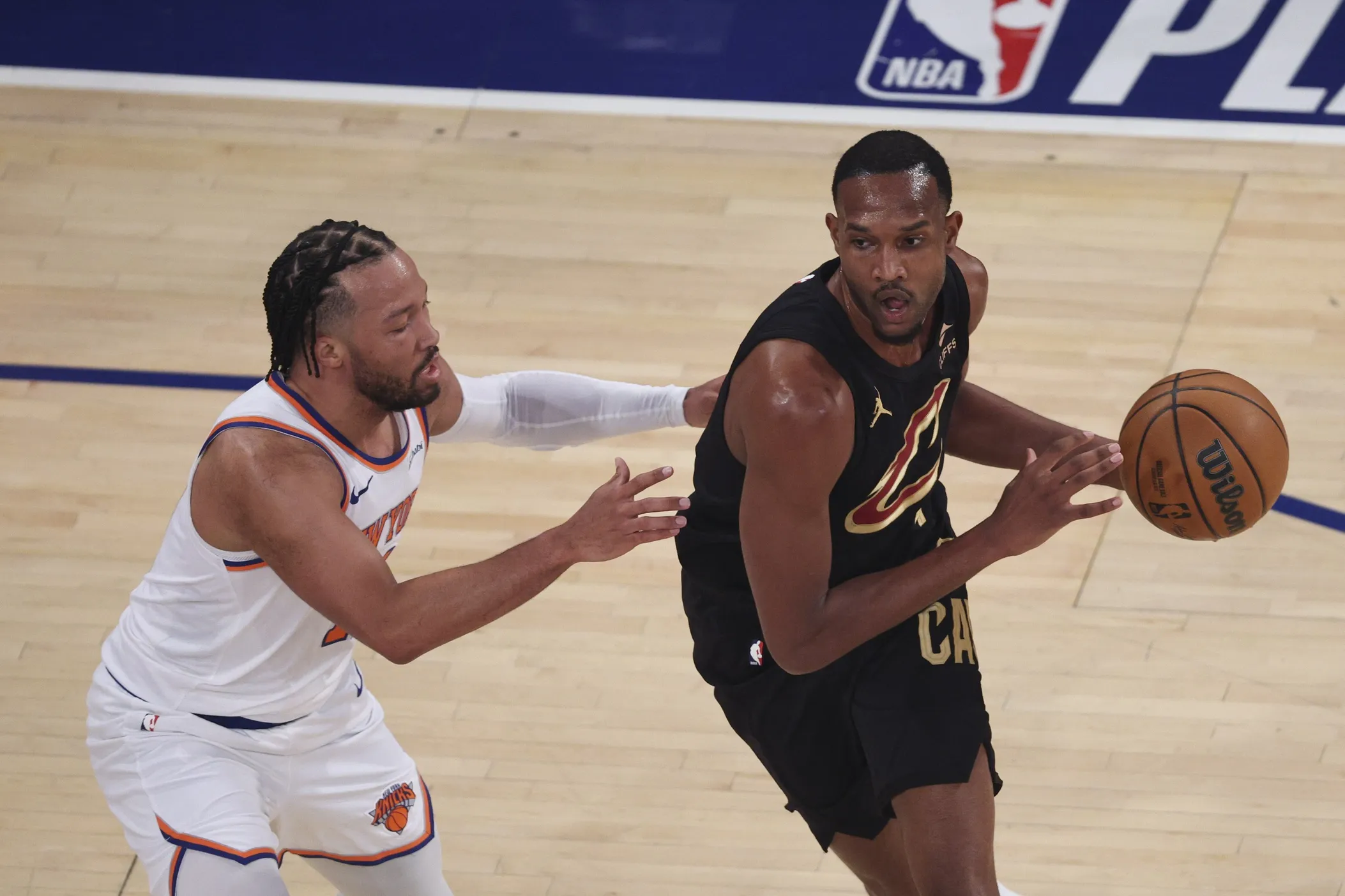 Evan Mobley Says Cavaliers Lost Rhythm During Knicks’ Stunning Game 1 Rally